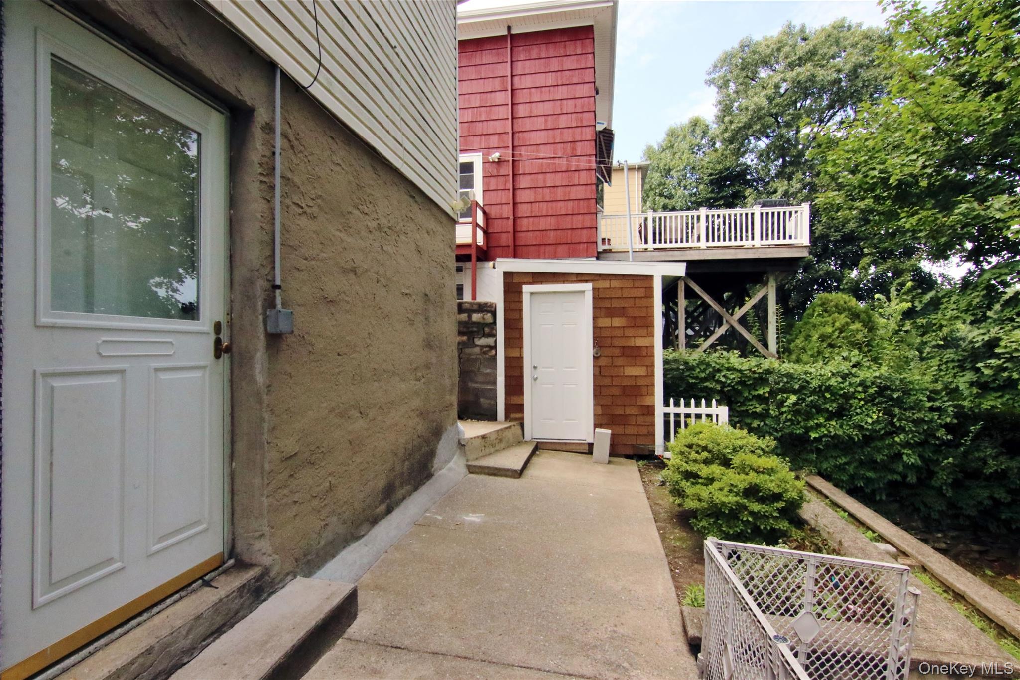 201 Bennett Avenue Property Photo 16