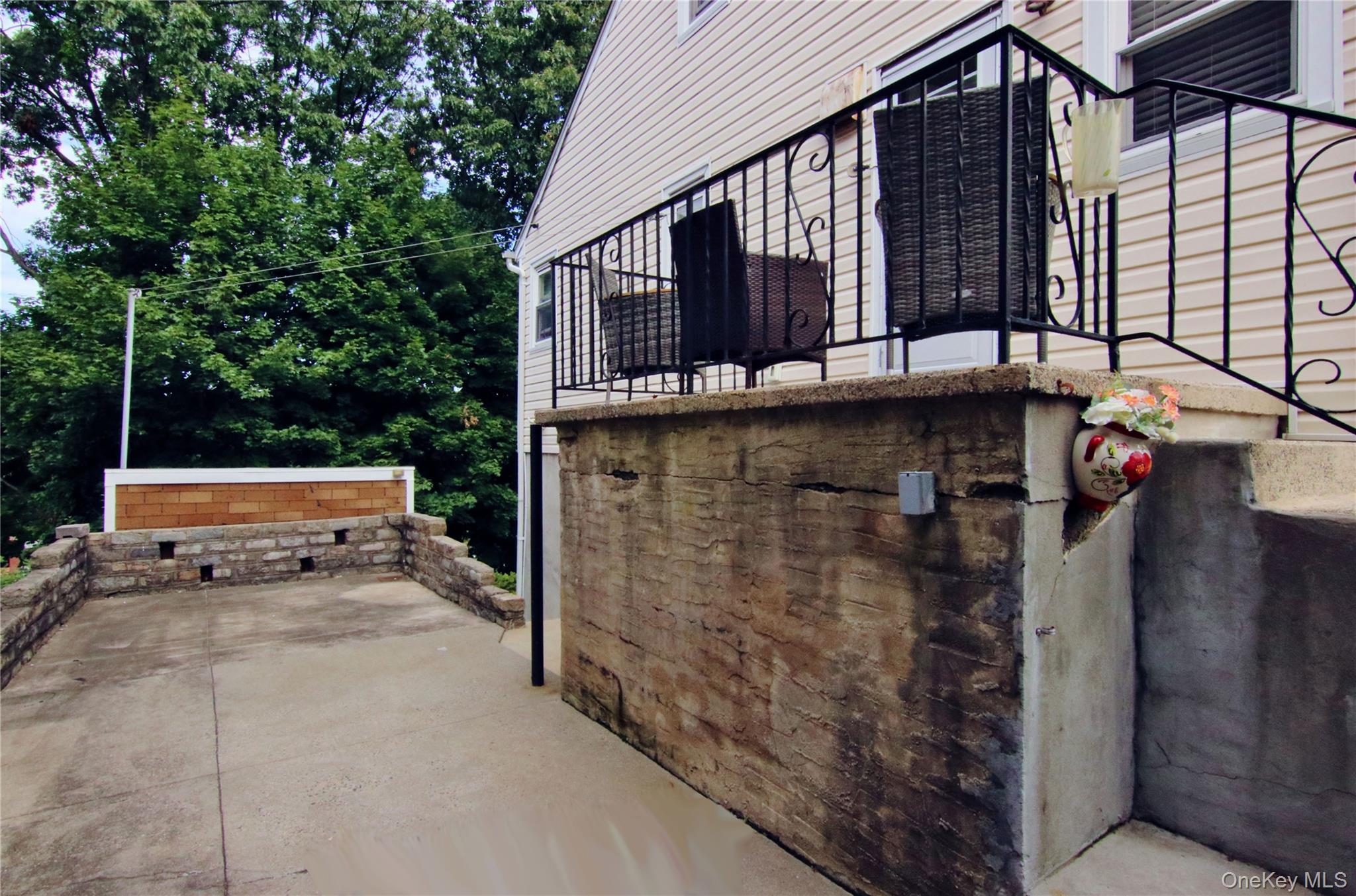 201 Bennett Avenue Property Photo 26