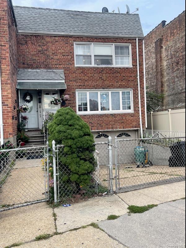 10343 Woodhaven Boulevard Property Photo 2