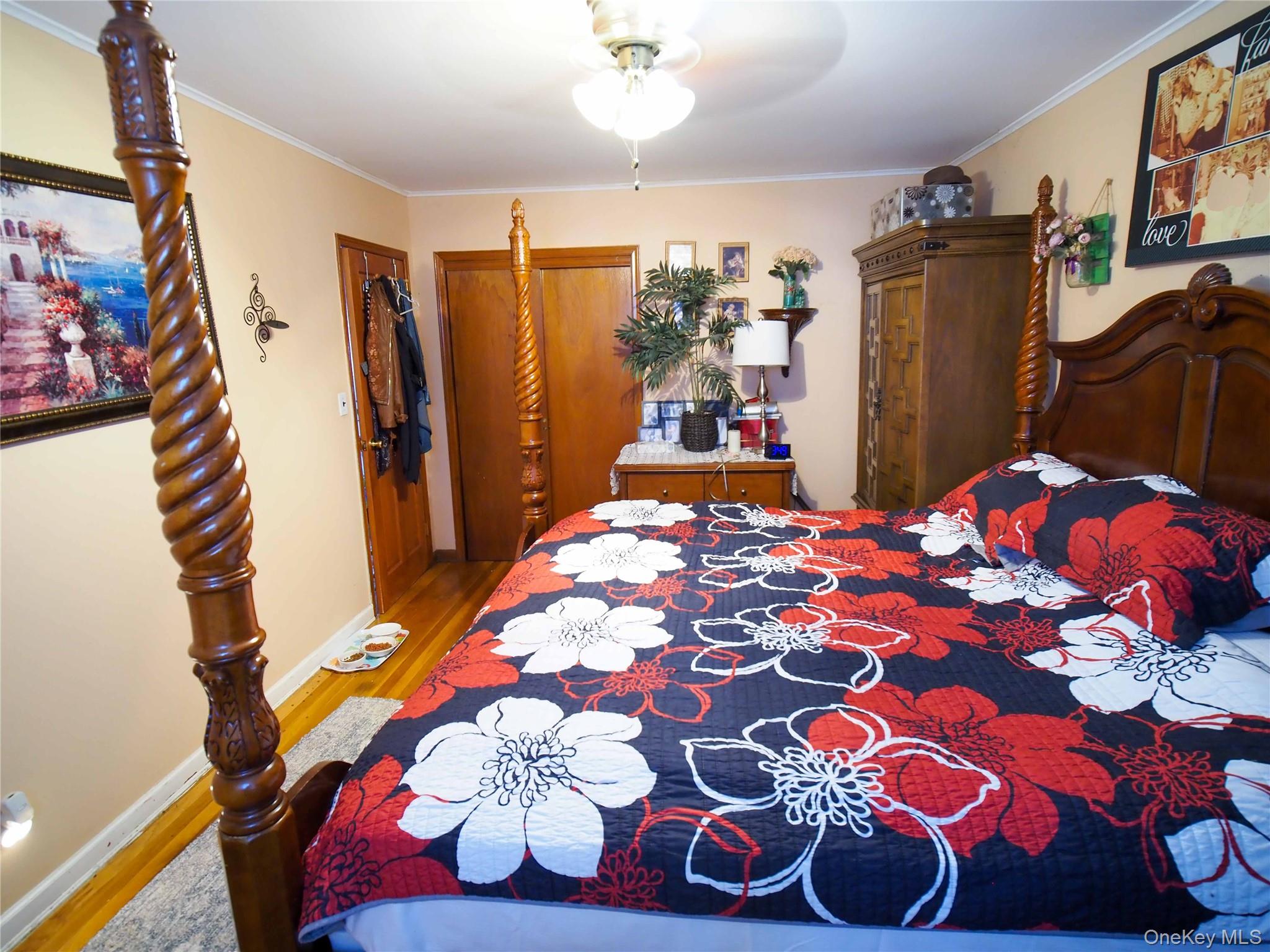 10343 Woodhaven Boulevard Property Photo 7