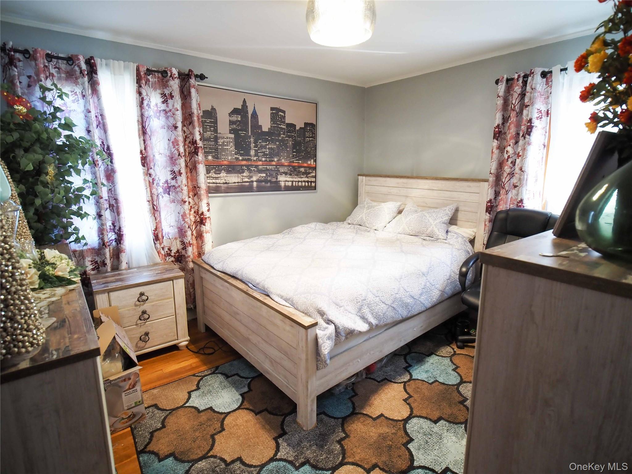 10343 Woodhaven Boulevard Property Photo 8