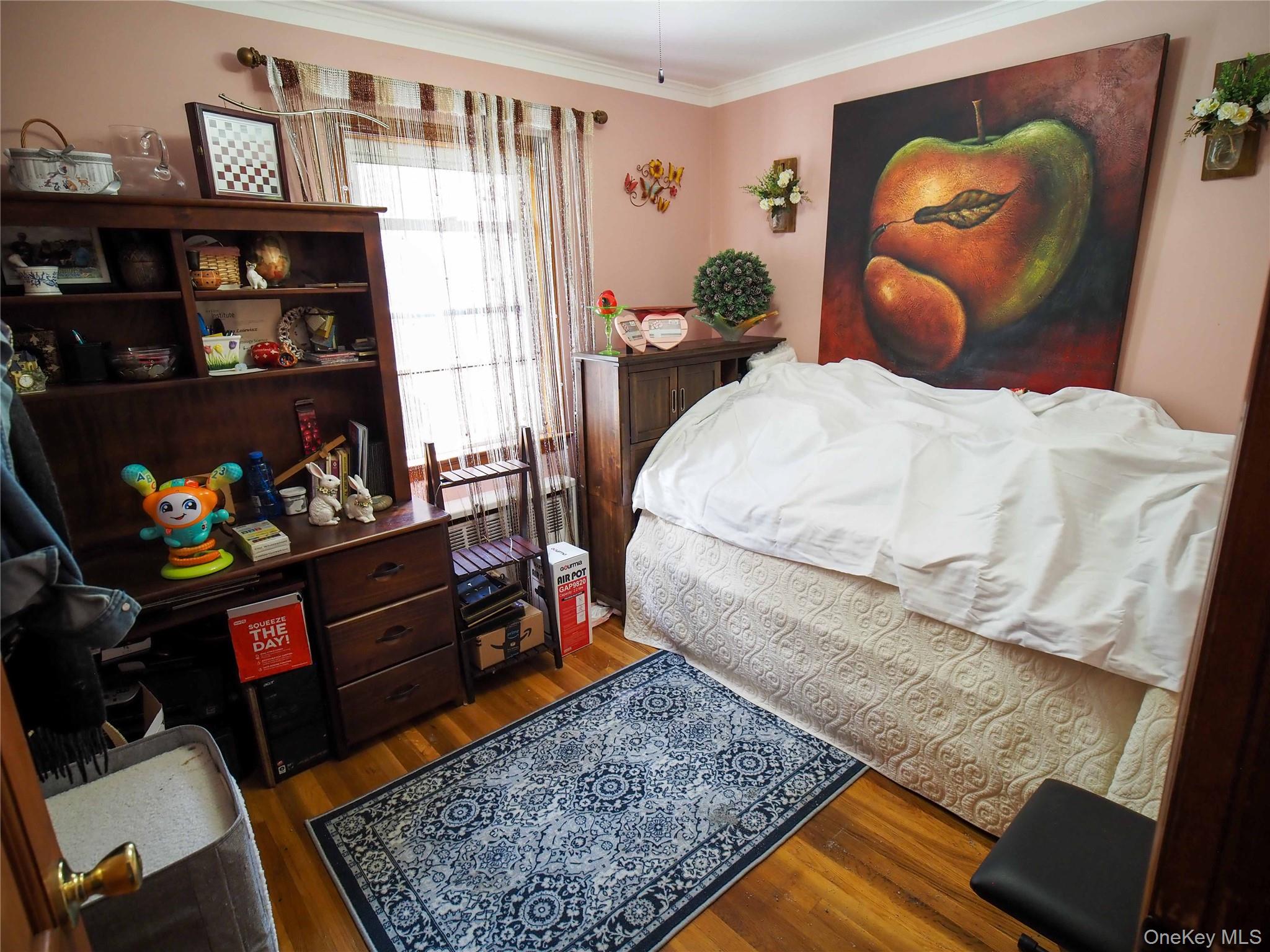 10343 Woodhaven Boulevard Property Photo 9