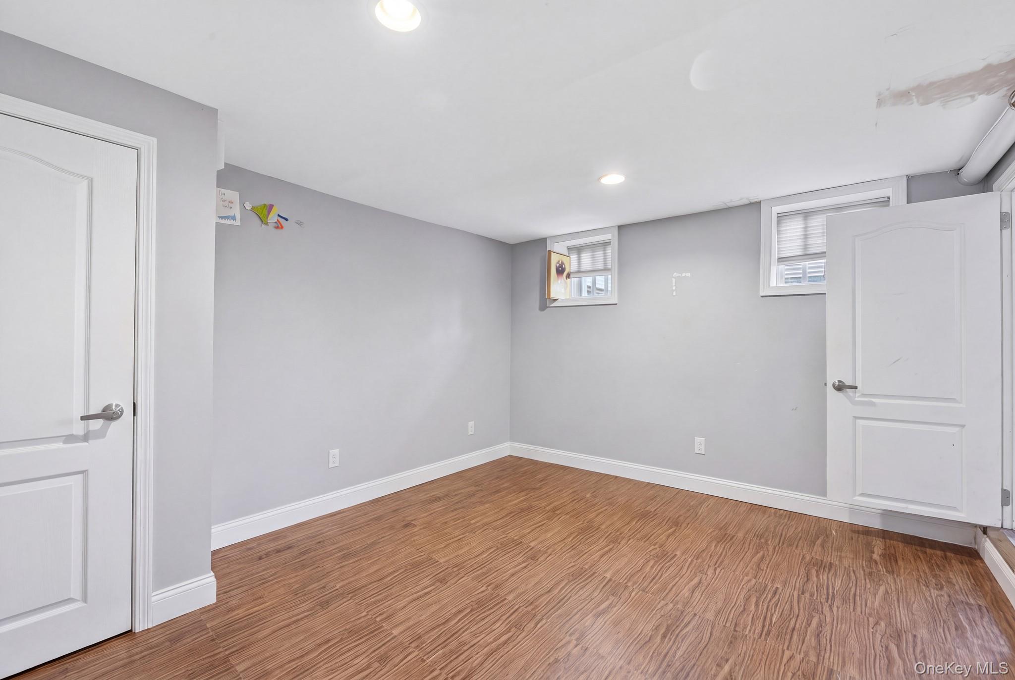 416 Van Siclen Avenue Property Photo 11