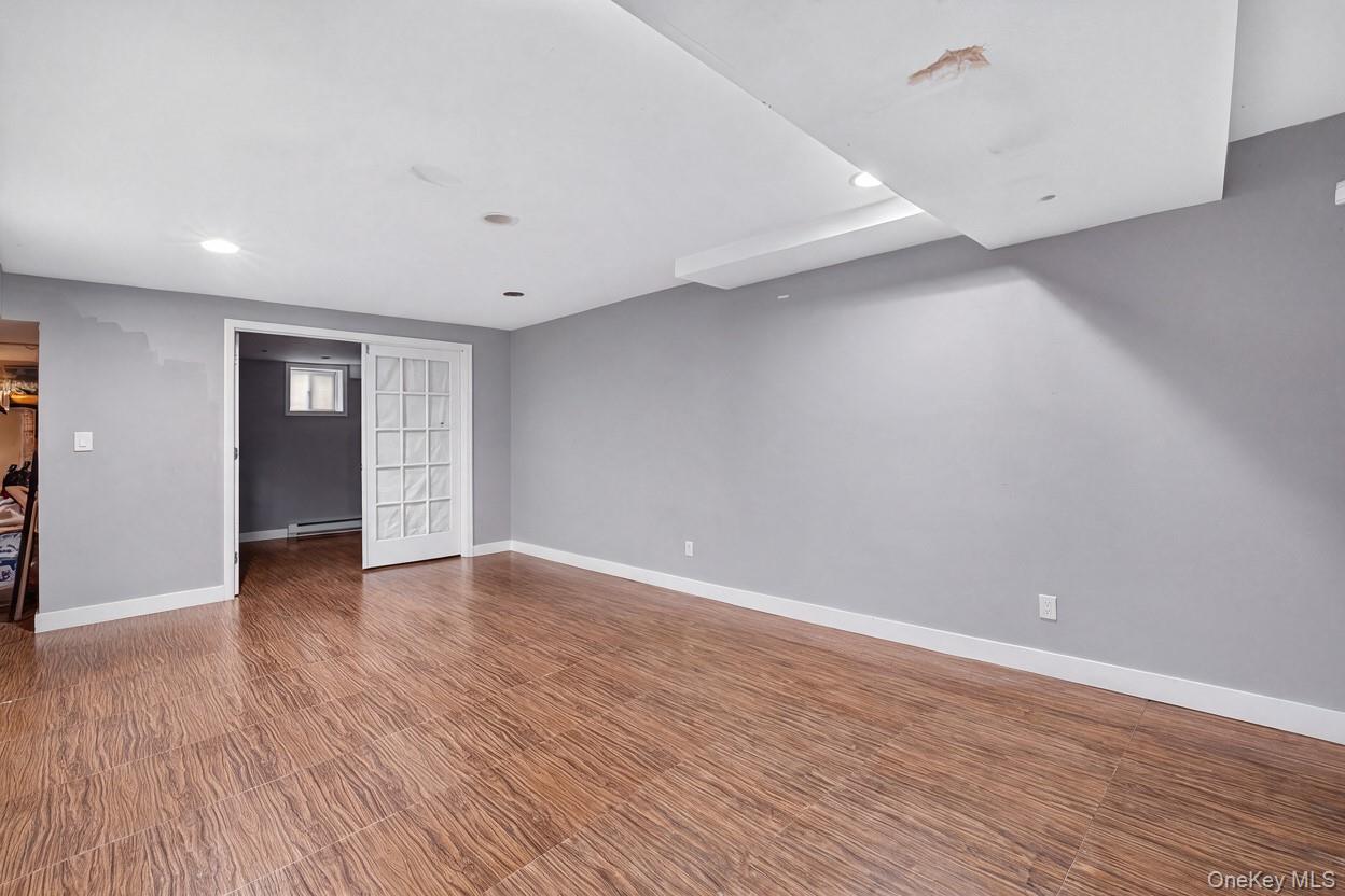 416 Van Siclen Avenue Property Photo 13