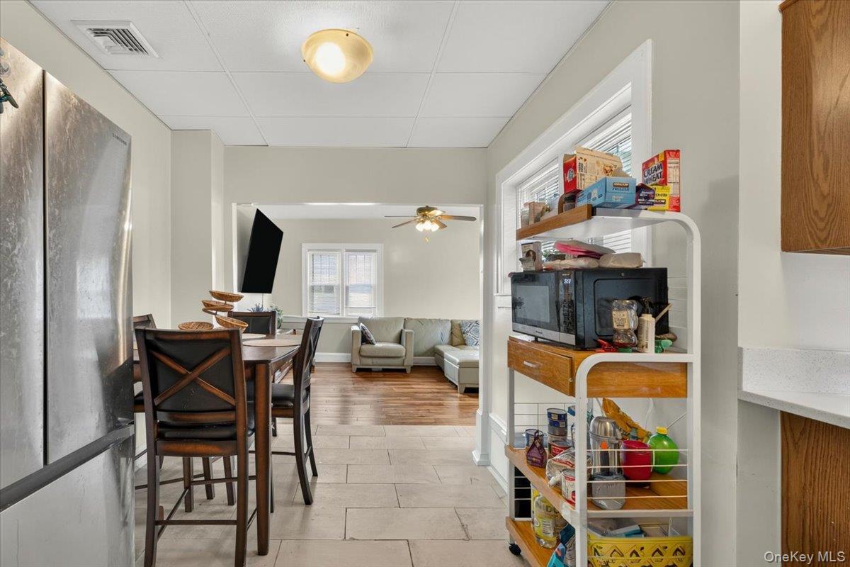 510 Secatogue Avenue Property Photo 8
