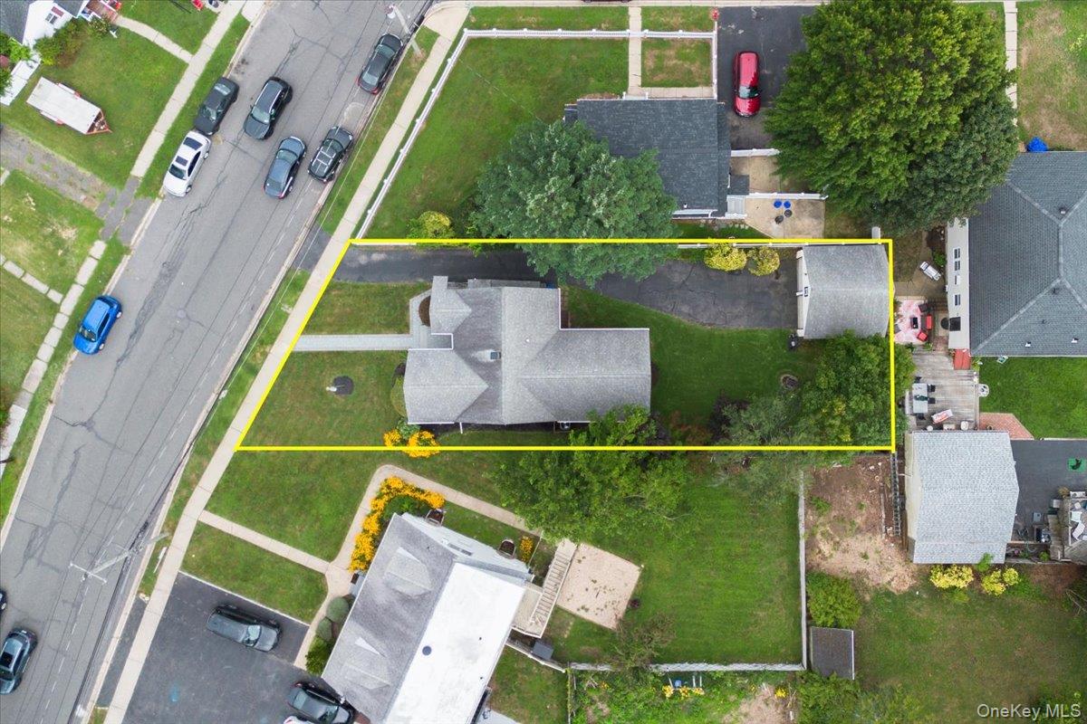 510 Secatogue Avenue Property Photo 25