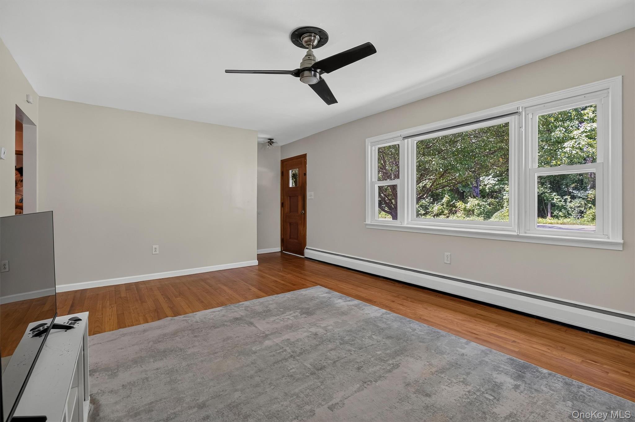 31 Leslie Road Property Photo 6