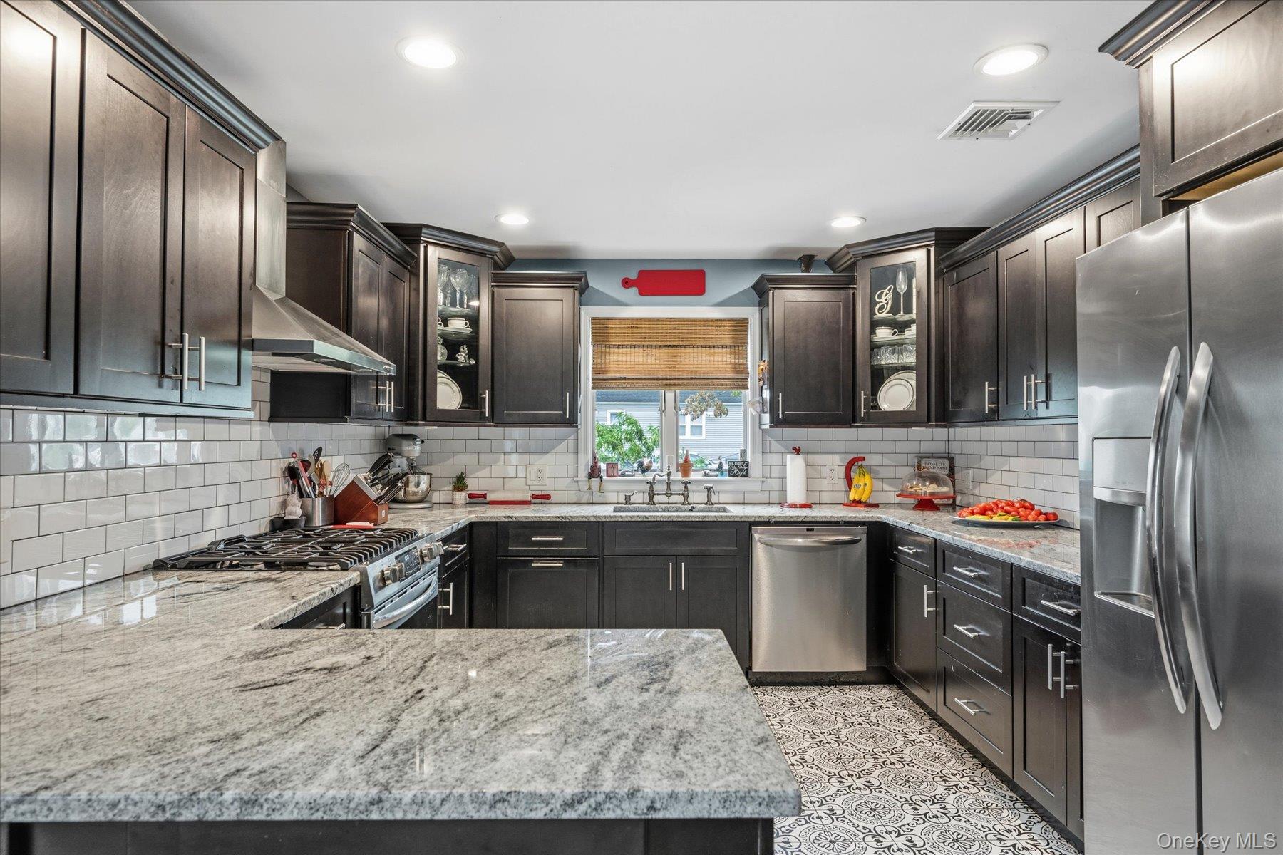 8 Anthony Marangiello Street Property Photo 12