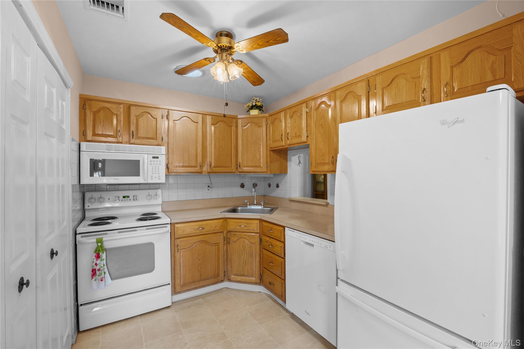 118 Knolls Drive Property Photo 16