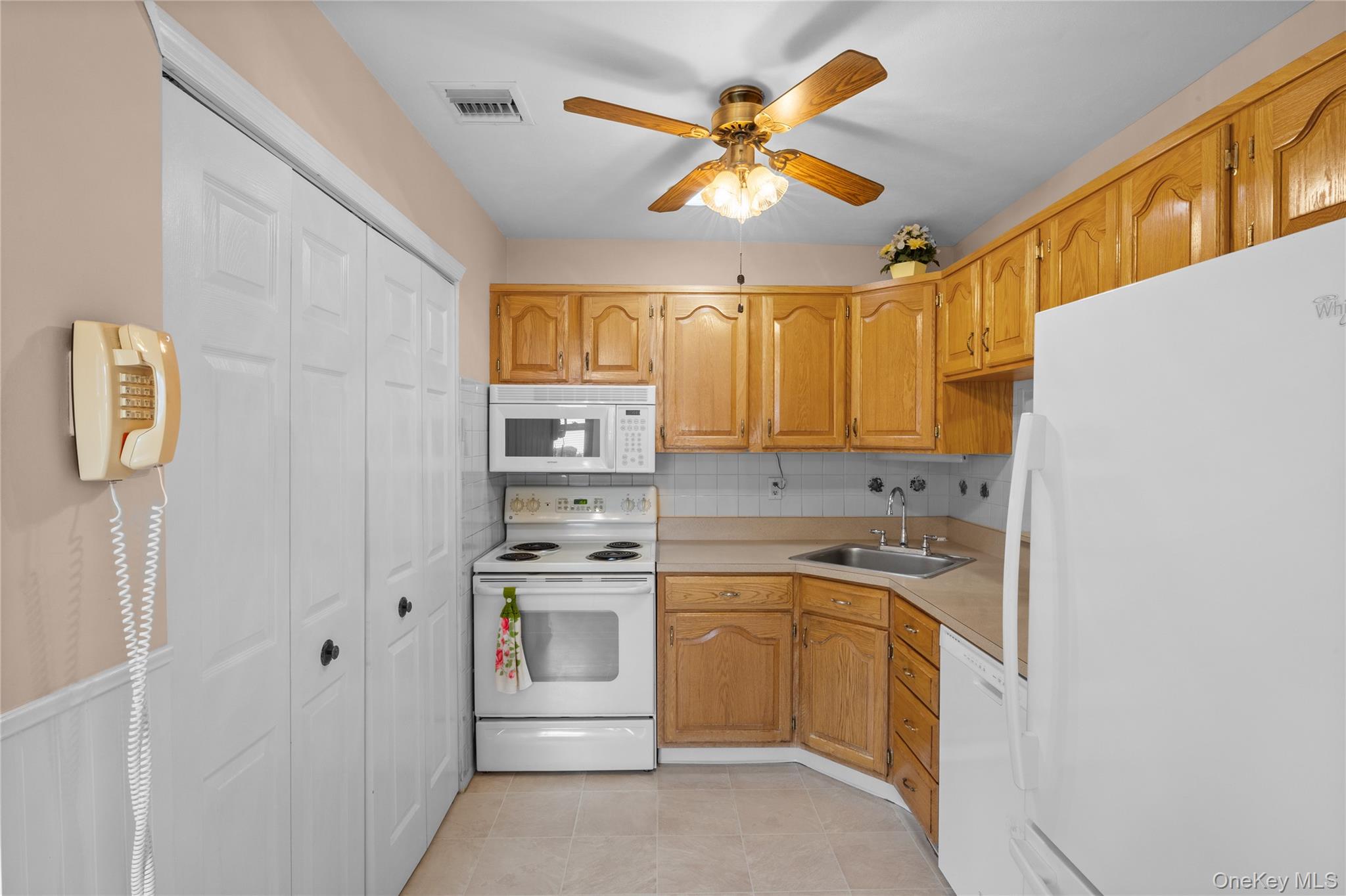 118 Knolls Drive Property Photo 17