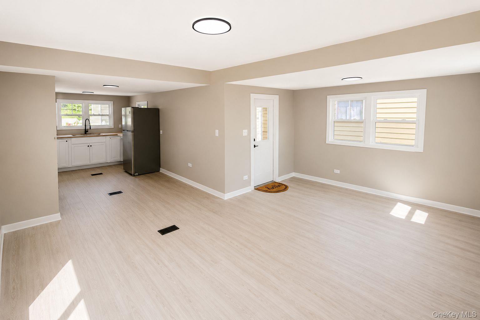16 Jennifer Court Property Photo 3