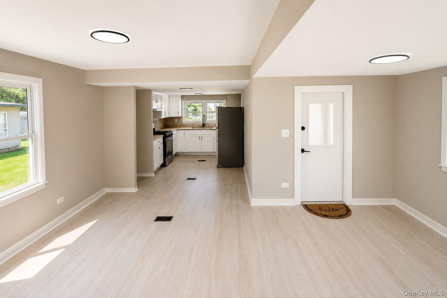 16 Jennifer Court Property Photo 4