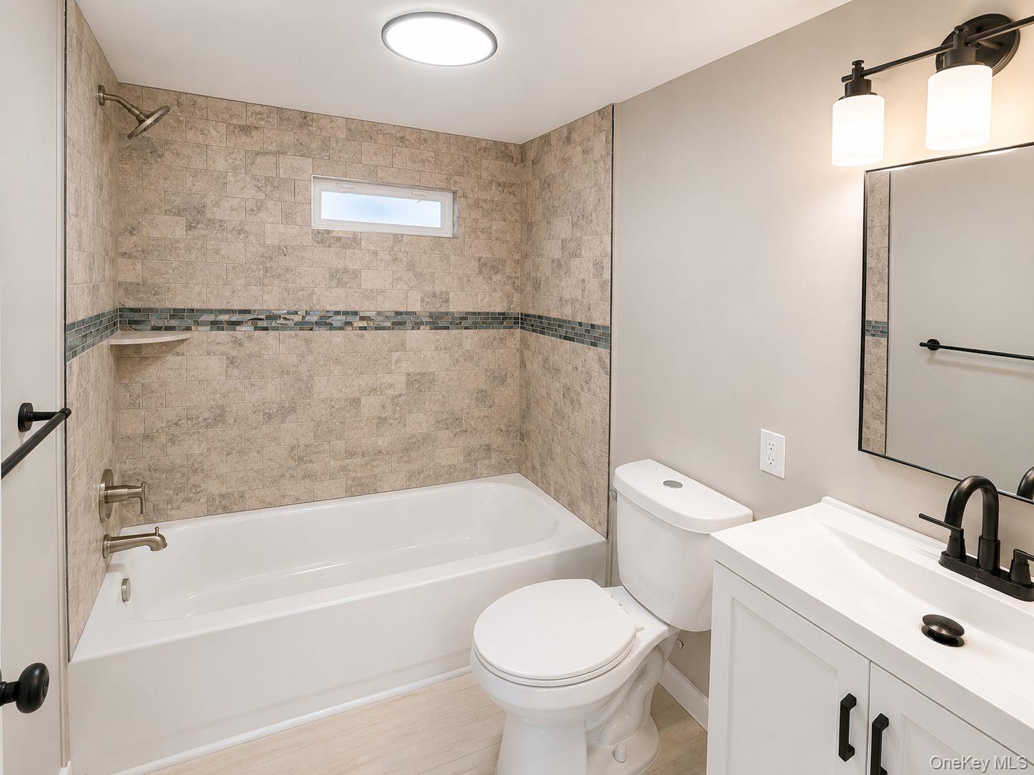 16 Jennifer Court Property Photo 8