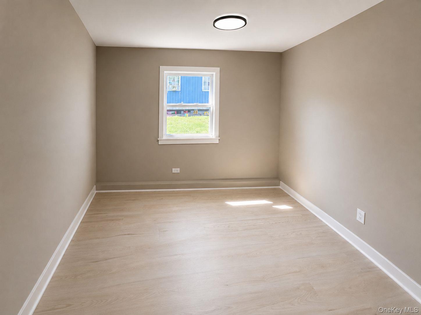 16 Jennifer Court Property Photo 9