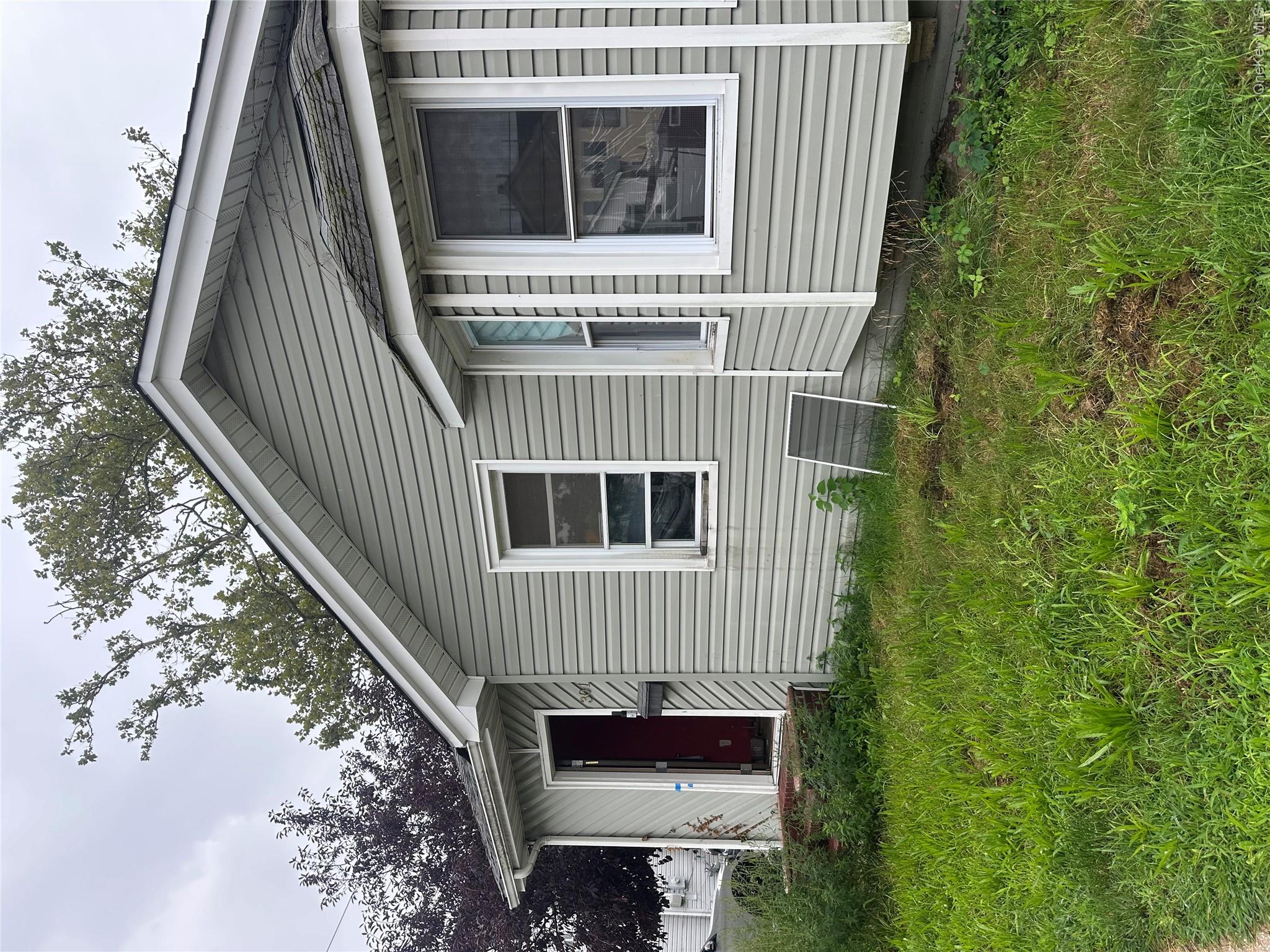 301 Seagirt Avenue Property Photo 2