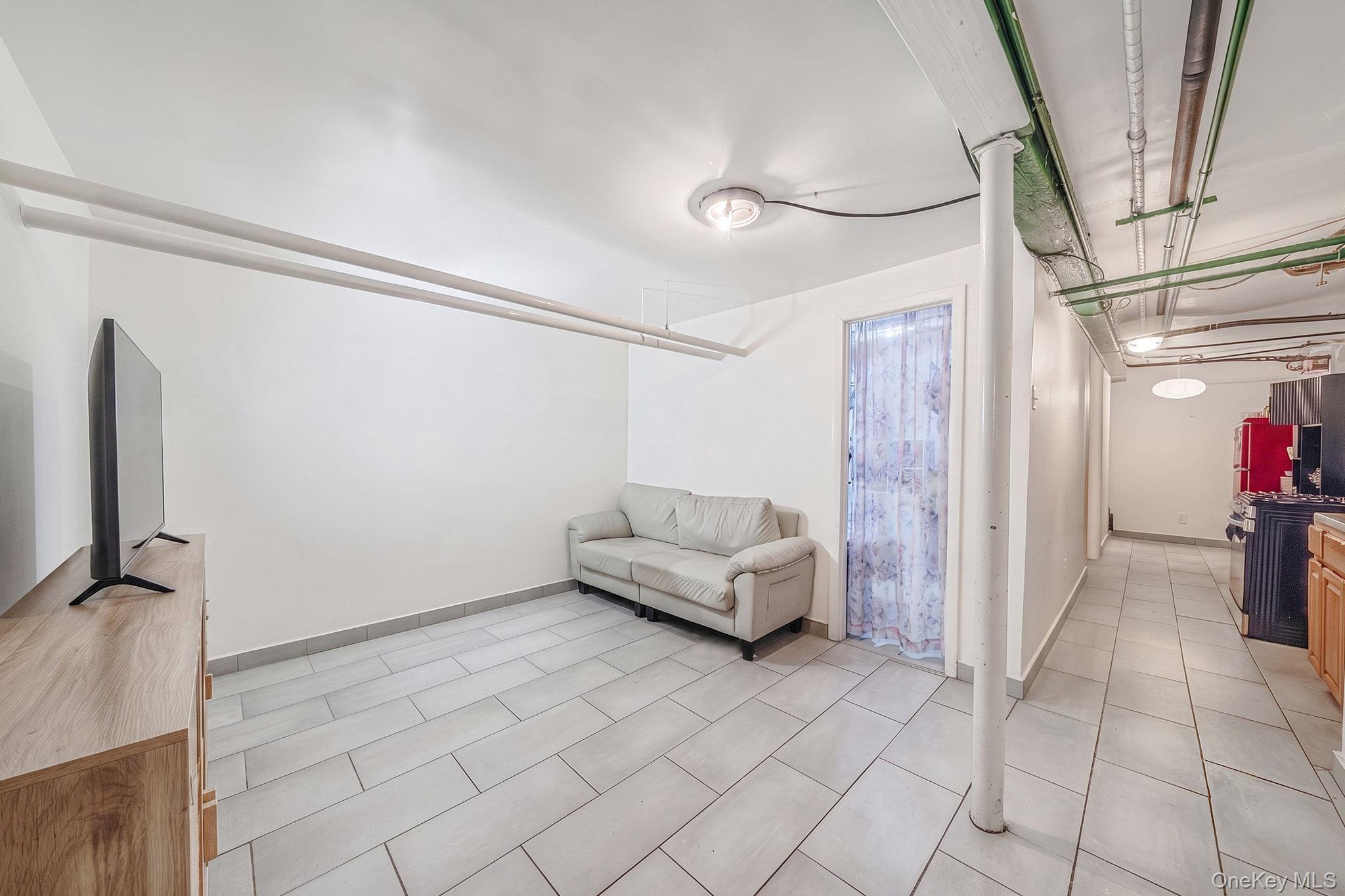84 Autumn Avenue Property Photo 33