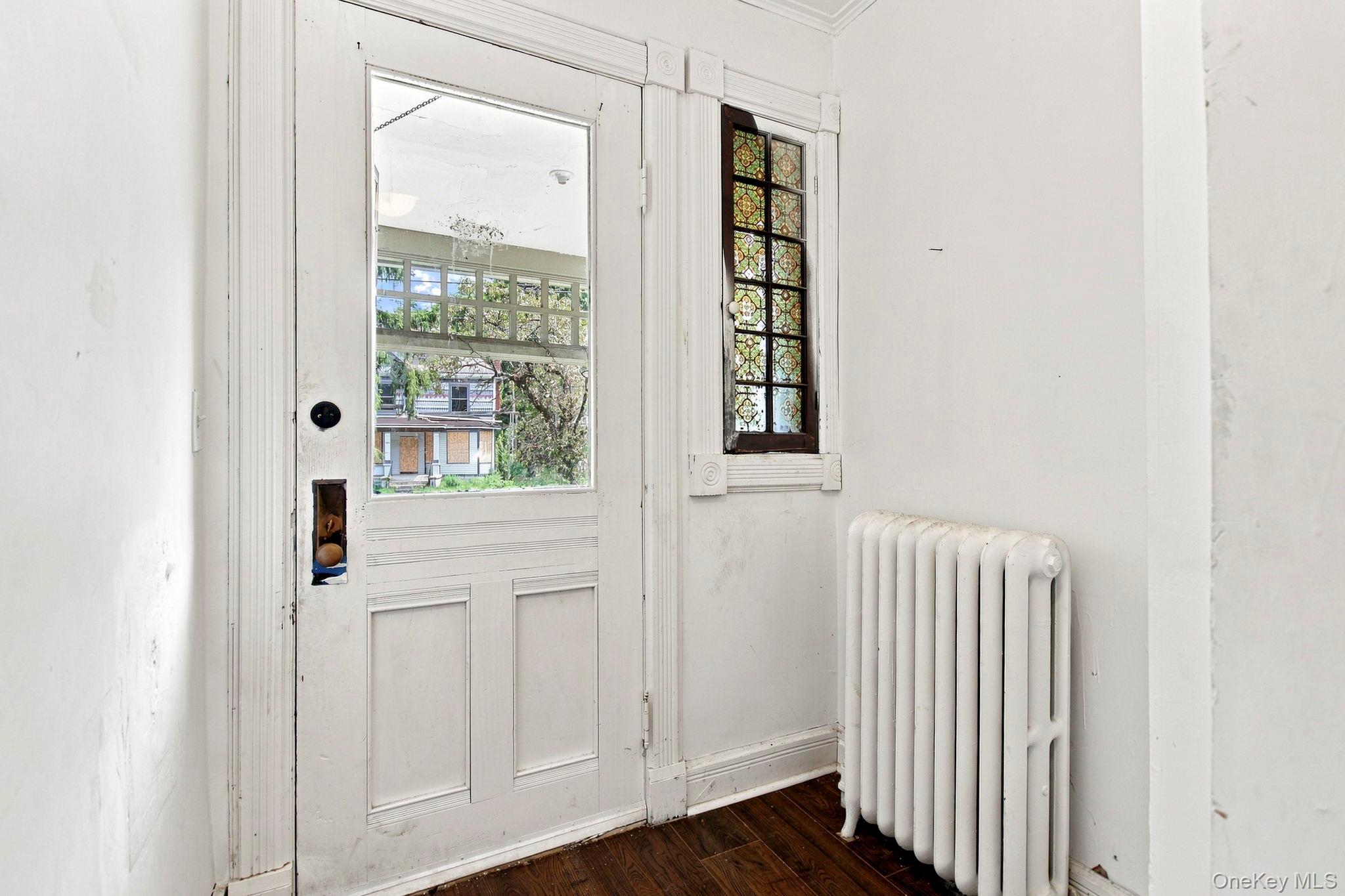 173 S Cherry Street Property Photo 2