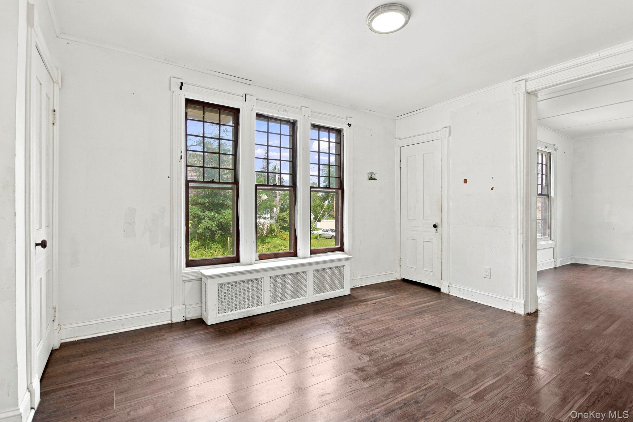 173 S Cherry Street Property Photo 4