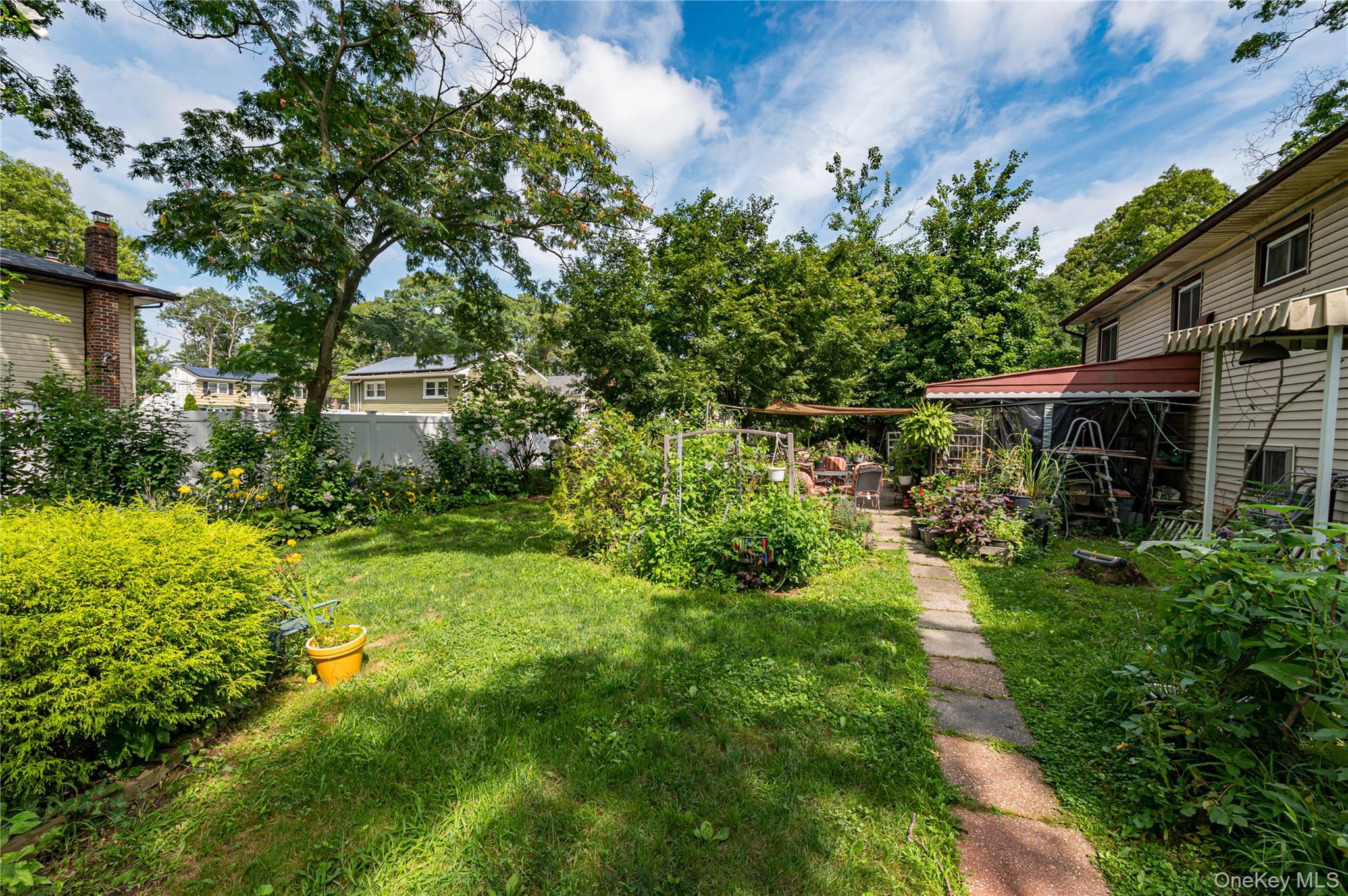 40 Rockland Avenue Property Photo 4