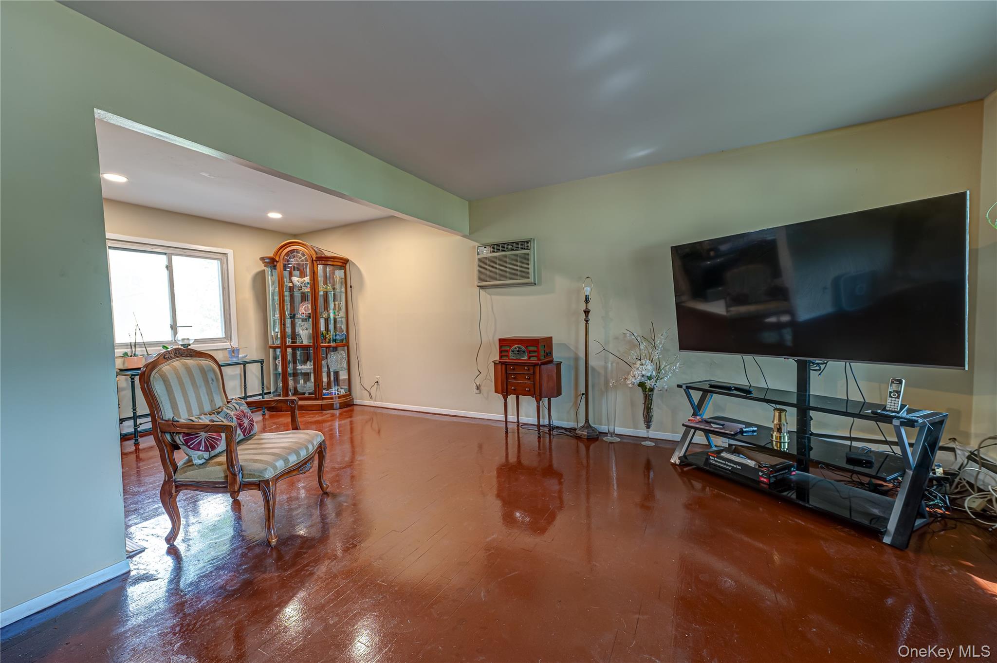 40 Rockland Avenue Property Photo 6