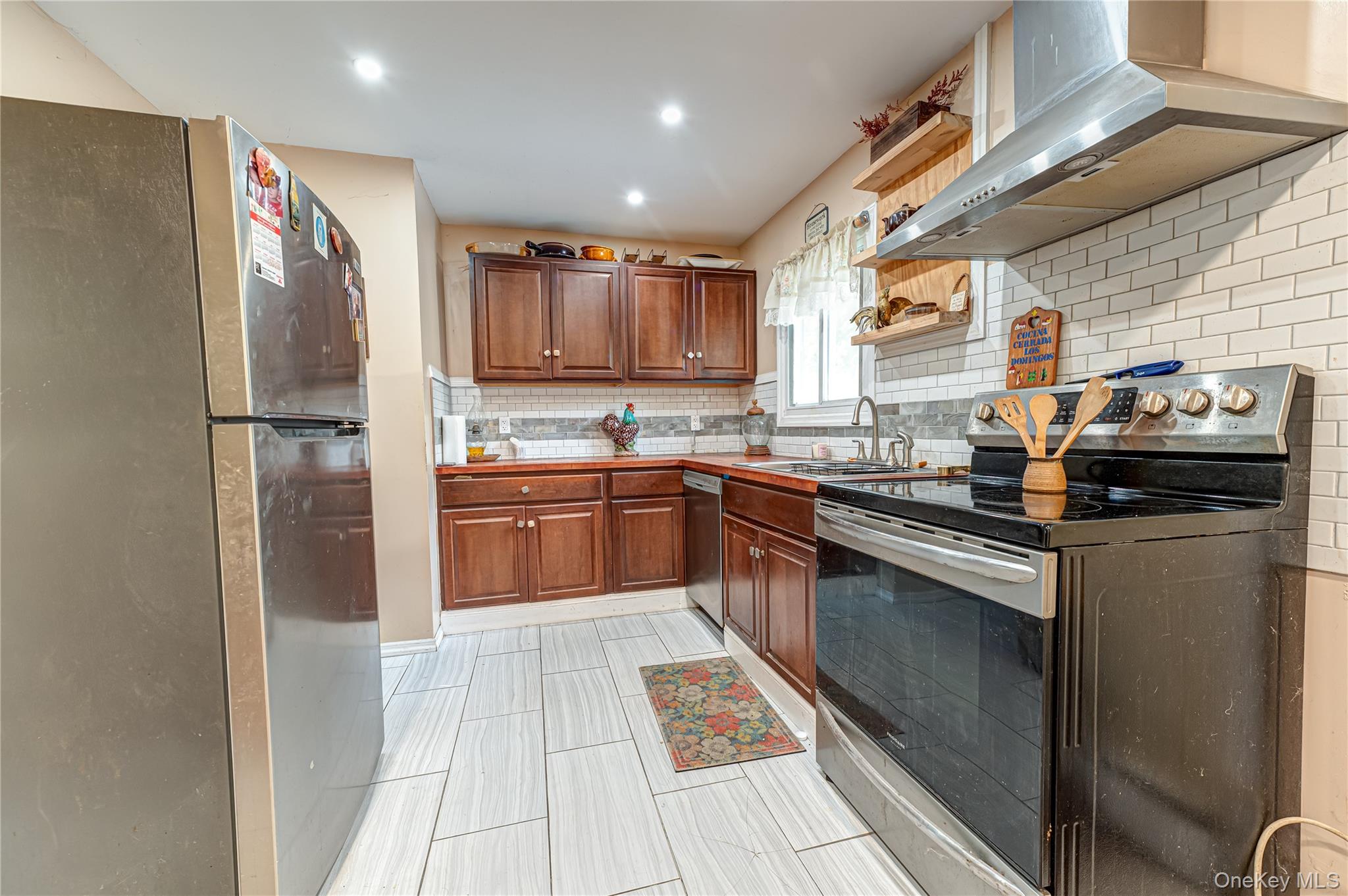 40 Rockland Avenue Property Photo 7