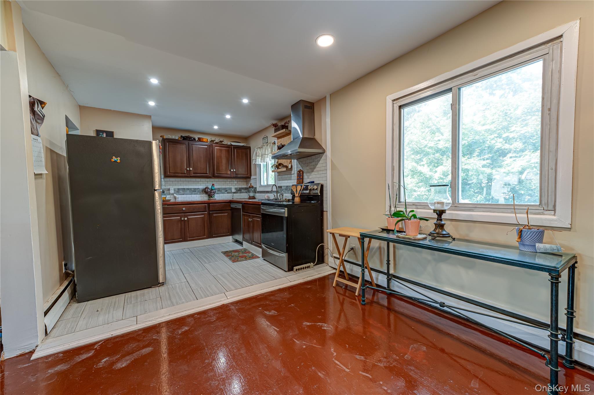 40 Rockland Avenue Property Photo 8