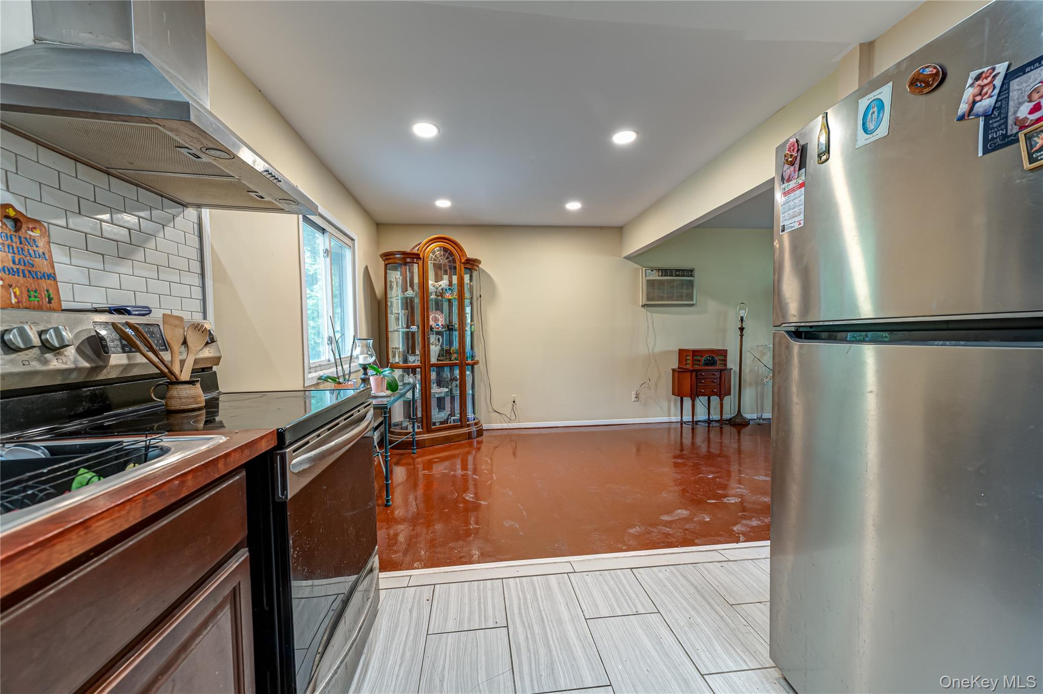 40 Rockland Avenue Property Photo 9