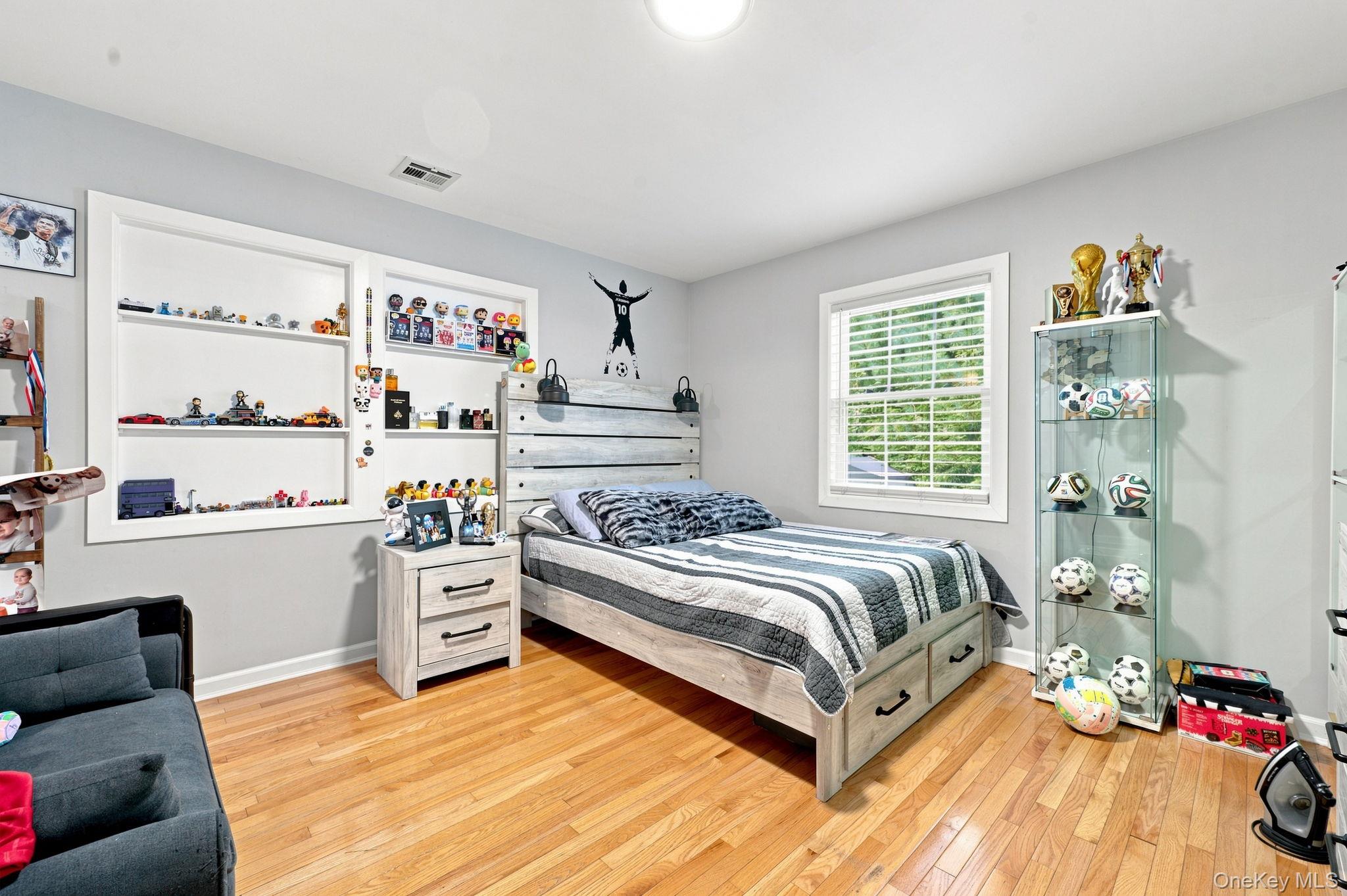 8 Ralph Avenue Property Photo 9