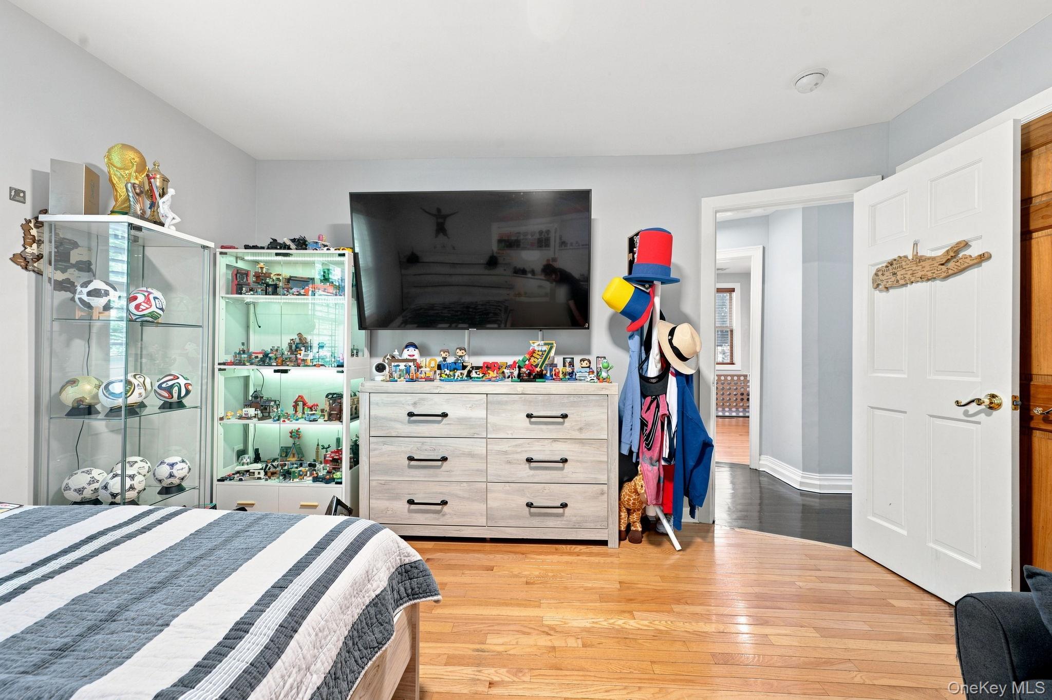 8 Ralph Avenue Property Photo 10