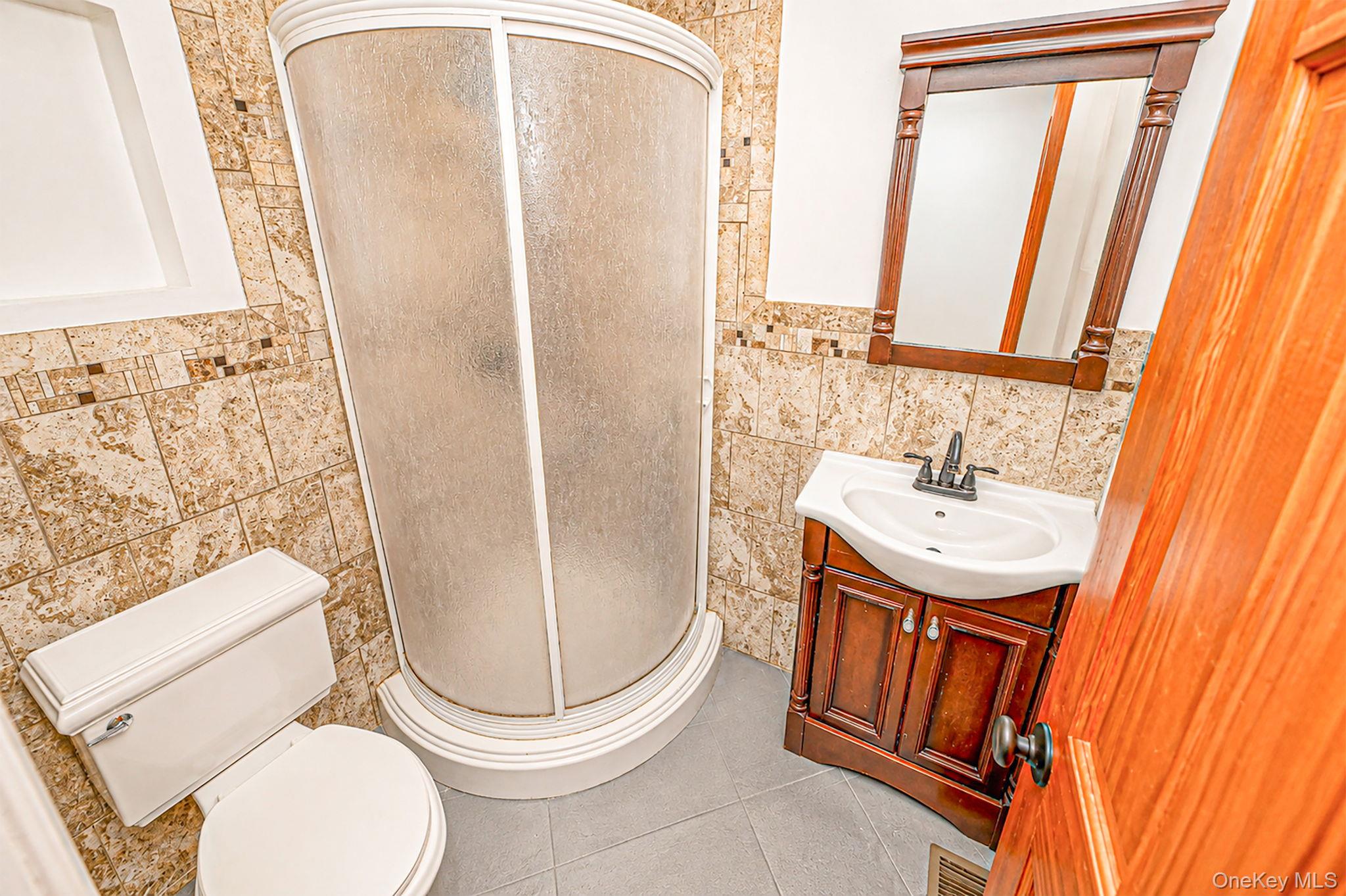 8 Ralph Avenue Property Photo 11