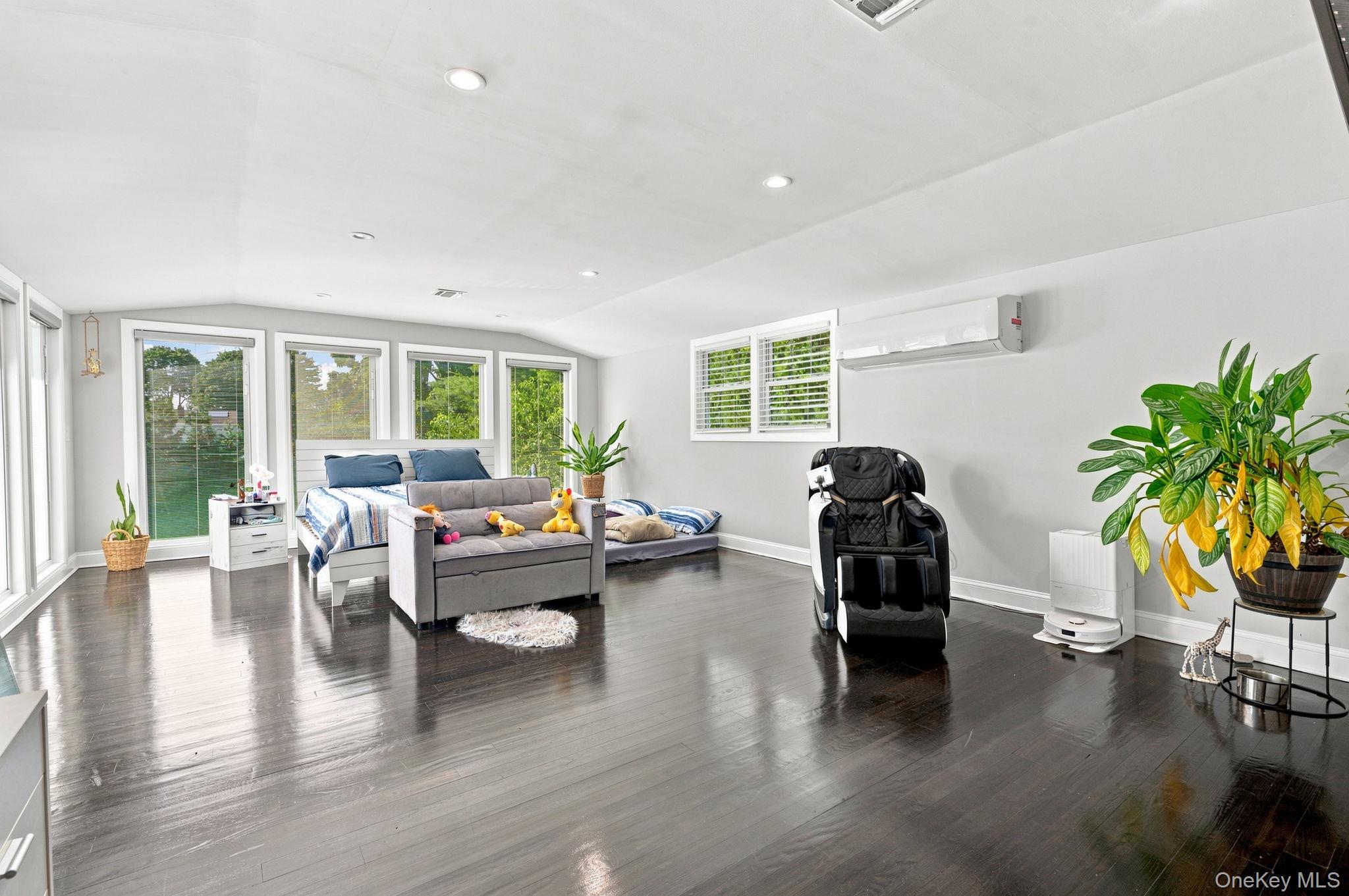 8 Ralph Avenue Property Photo 29