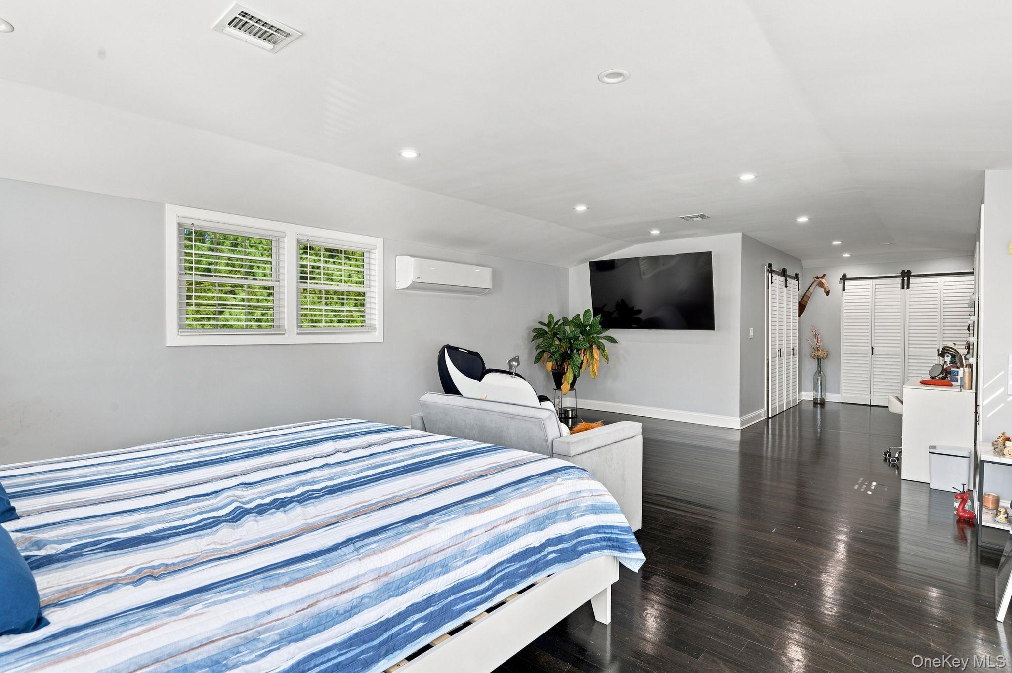 8 Ralph Avenue Property Photo 30