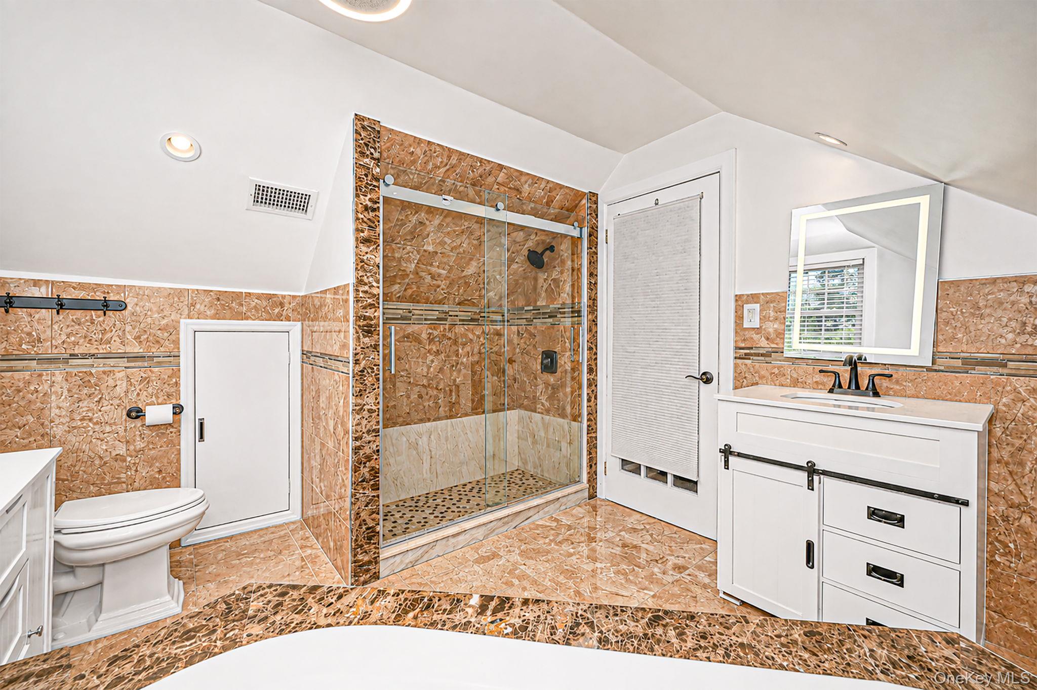 8 Ralph Avenue Property Photo 33