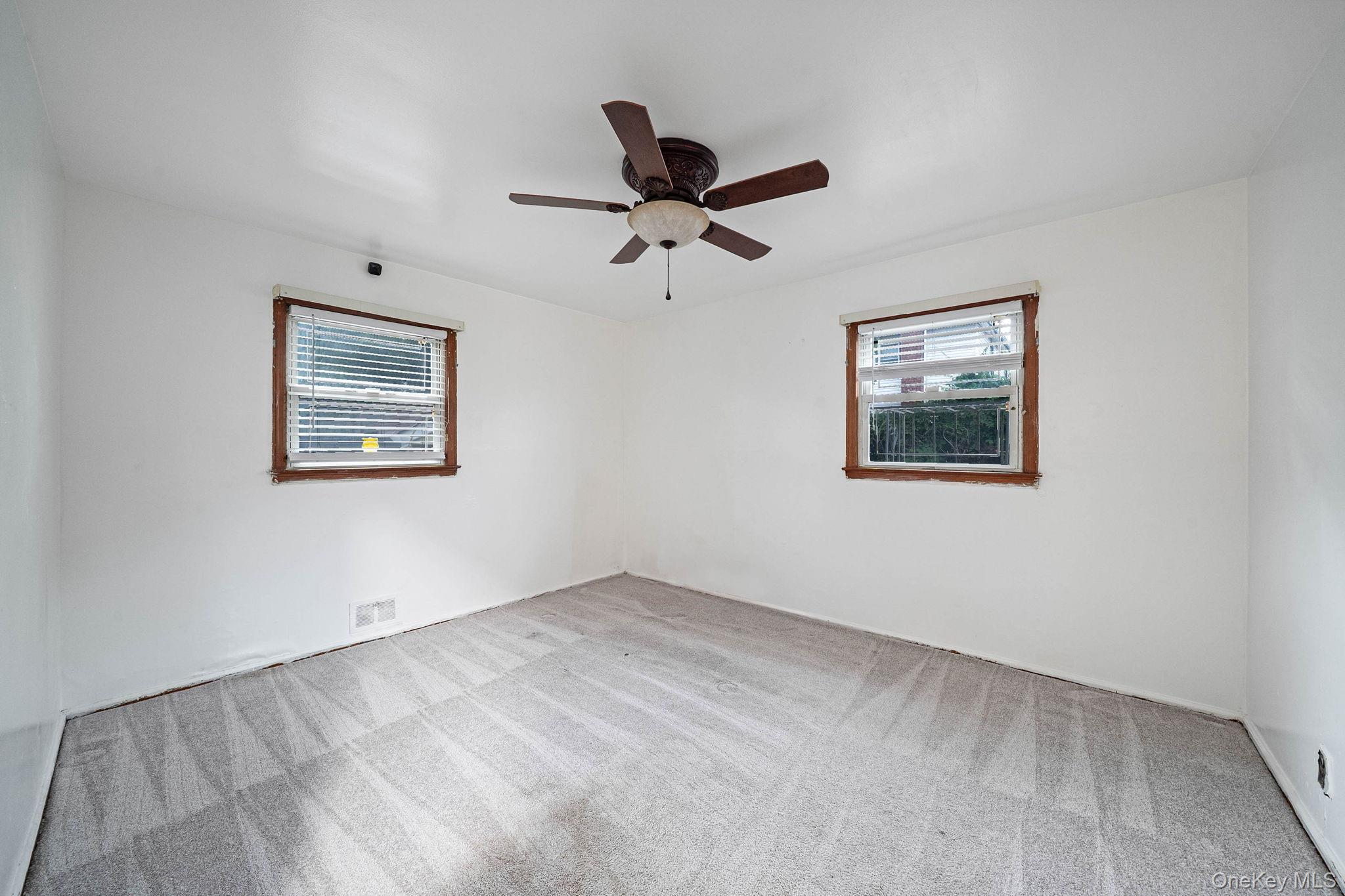 14614 229th Street Property Photo 8