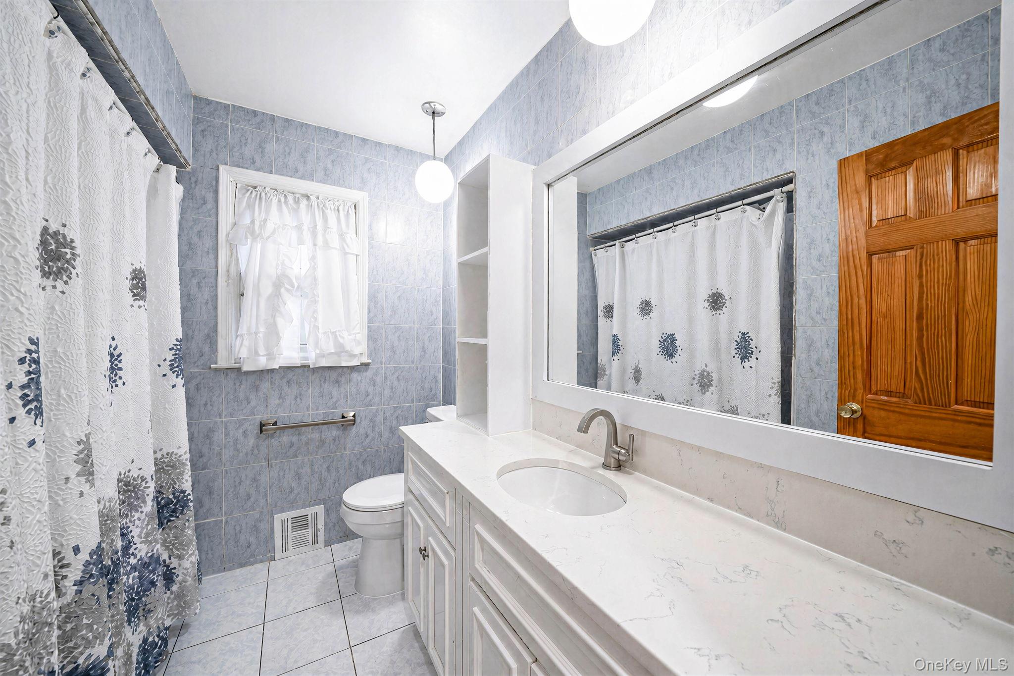 14614 229th Street Property Photo 10