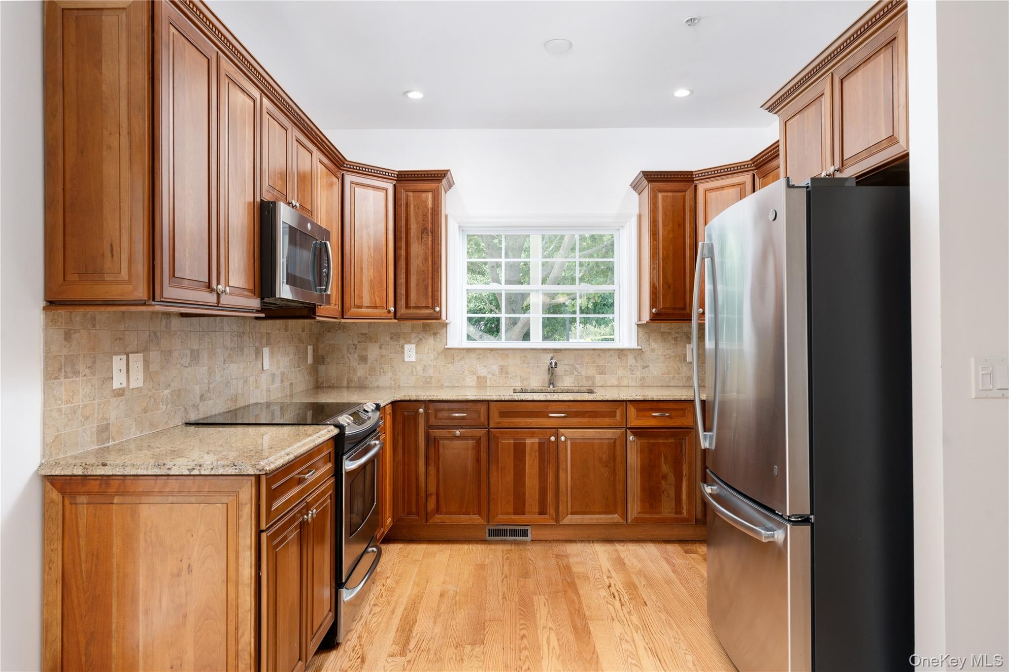 7 Pond Circle Property Photo 10