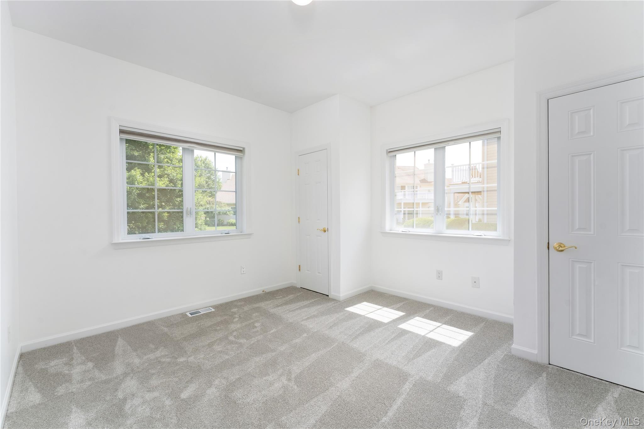 7 Pond Circle Property Photo 17