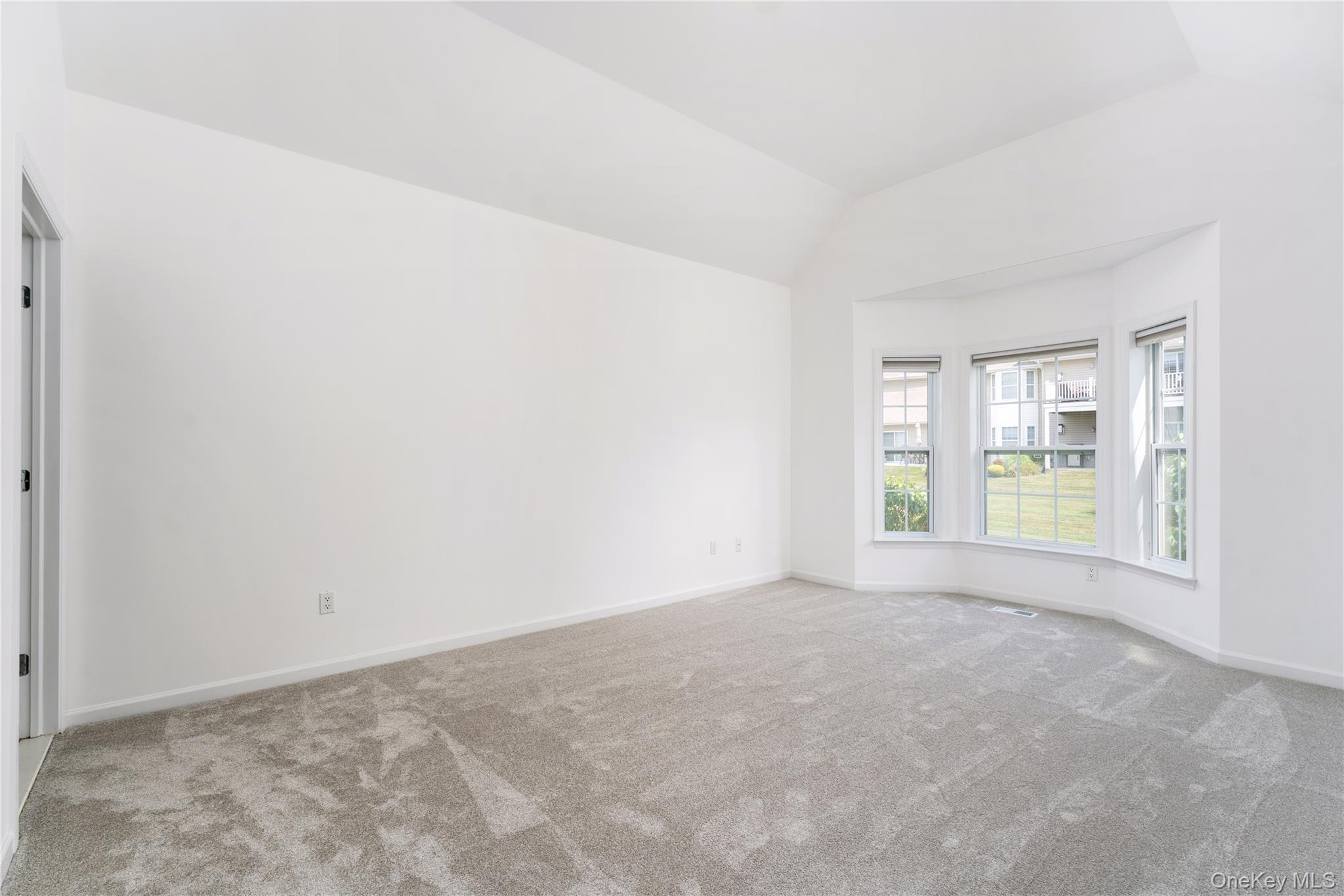7 Pond Circle Property Photo 20