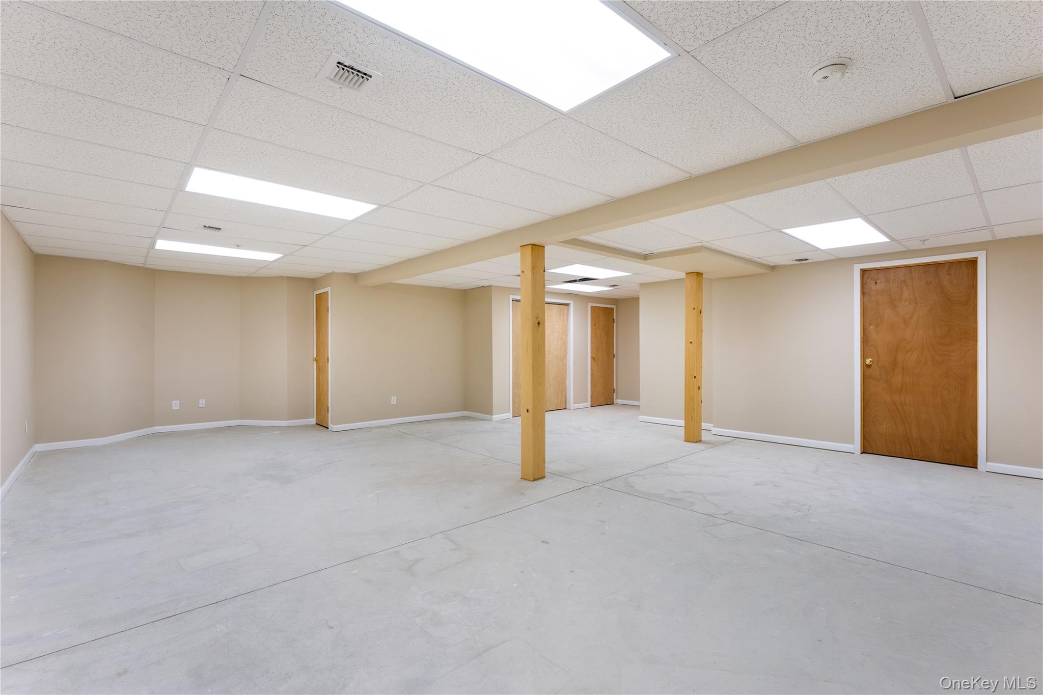 7 Pond Circle Property Photo 25