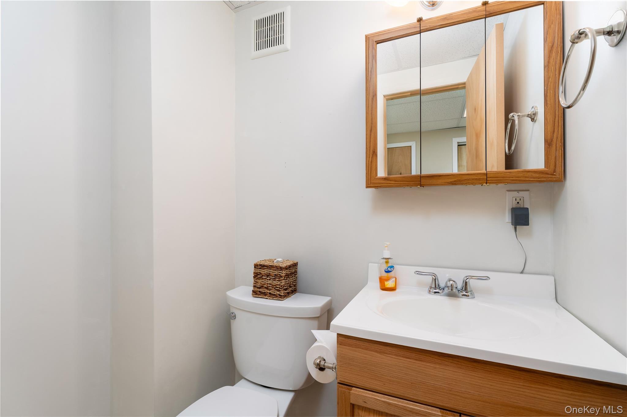 7 Pond Circle Property Photo 30