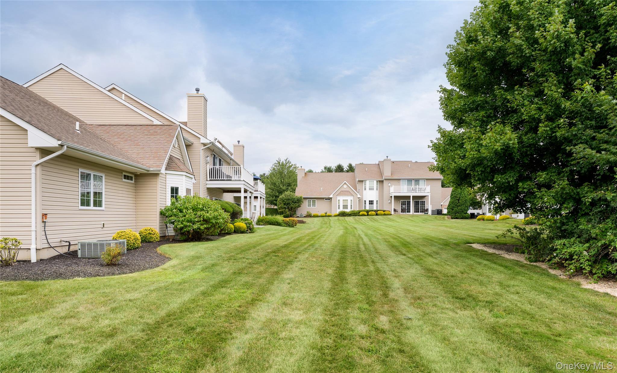 7 Pond Circle Property Photo 35