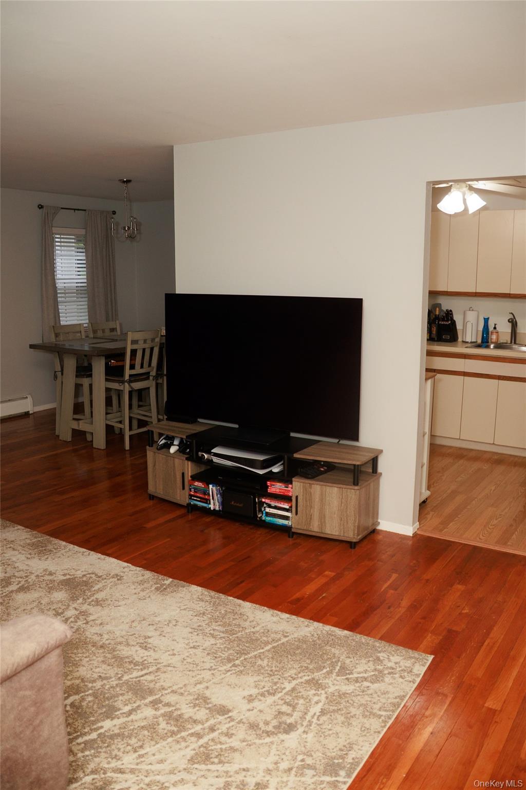 334 Lakeland Avenue 4d Property Photo 3