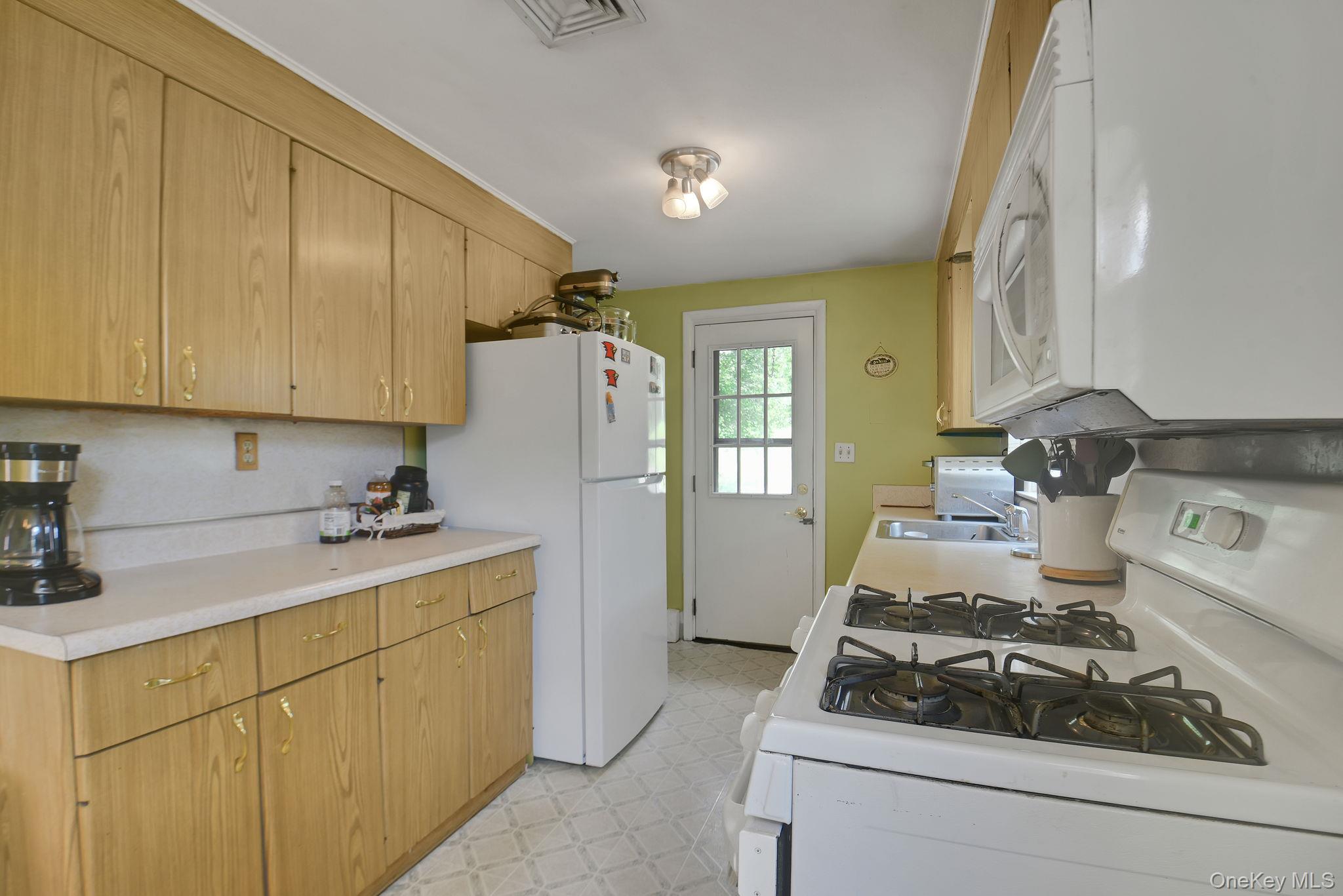 24 Doyle Drive Property Photo 6