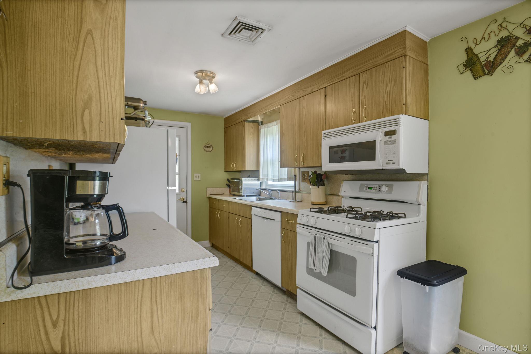 24 Doyle Drive Property Photo 8