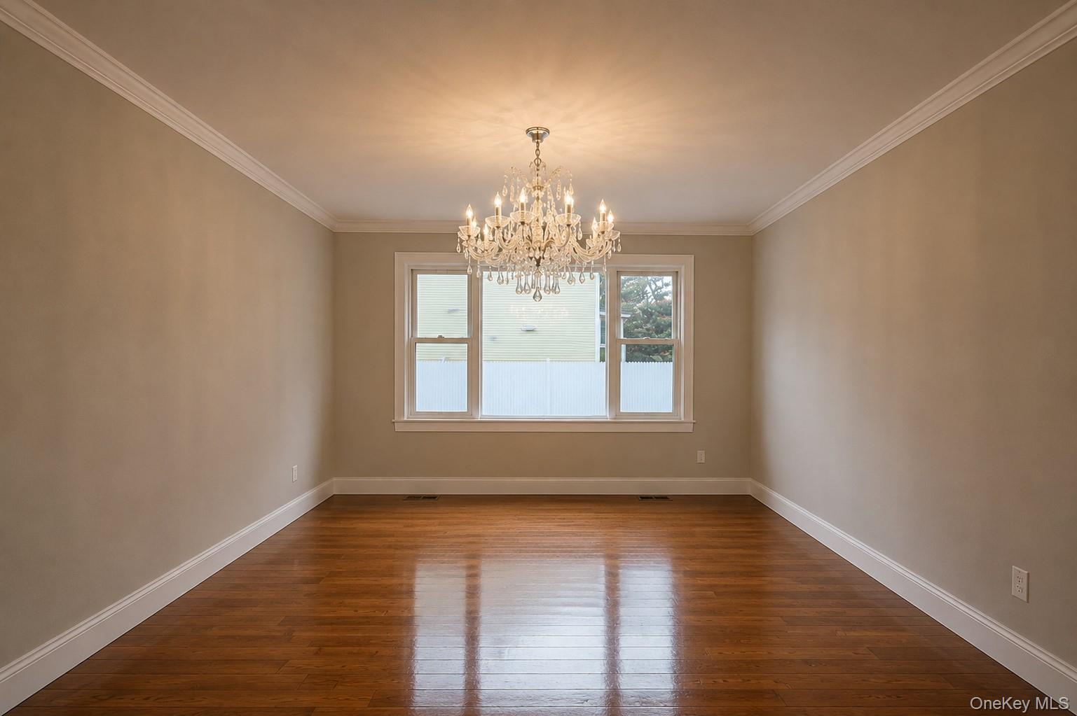 82 Vernon Avenue Property Photo 11