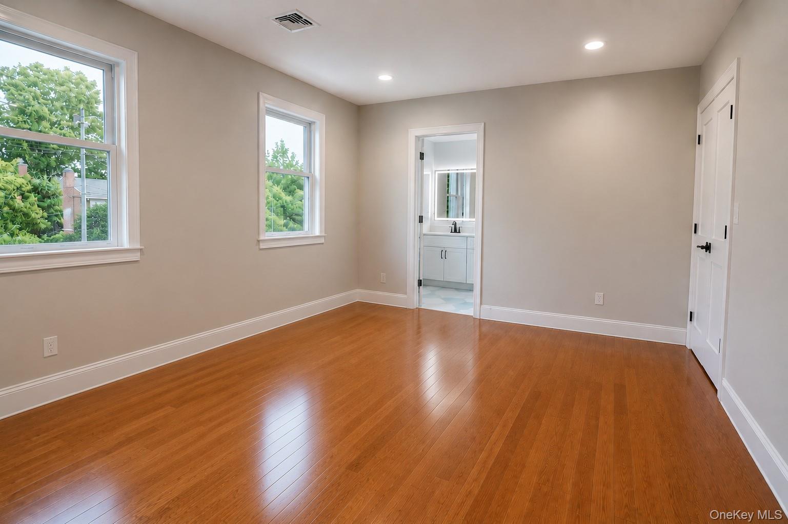 82 Vernon Avenue Property Photo 15