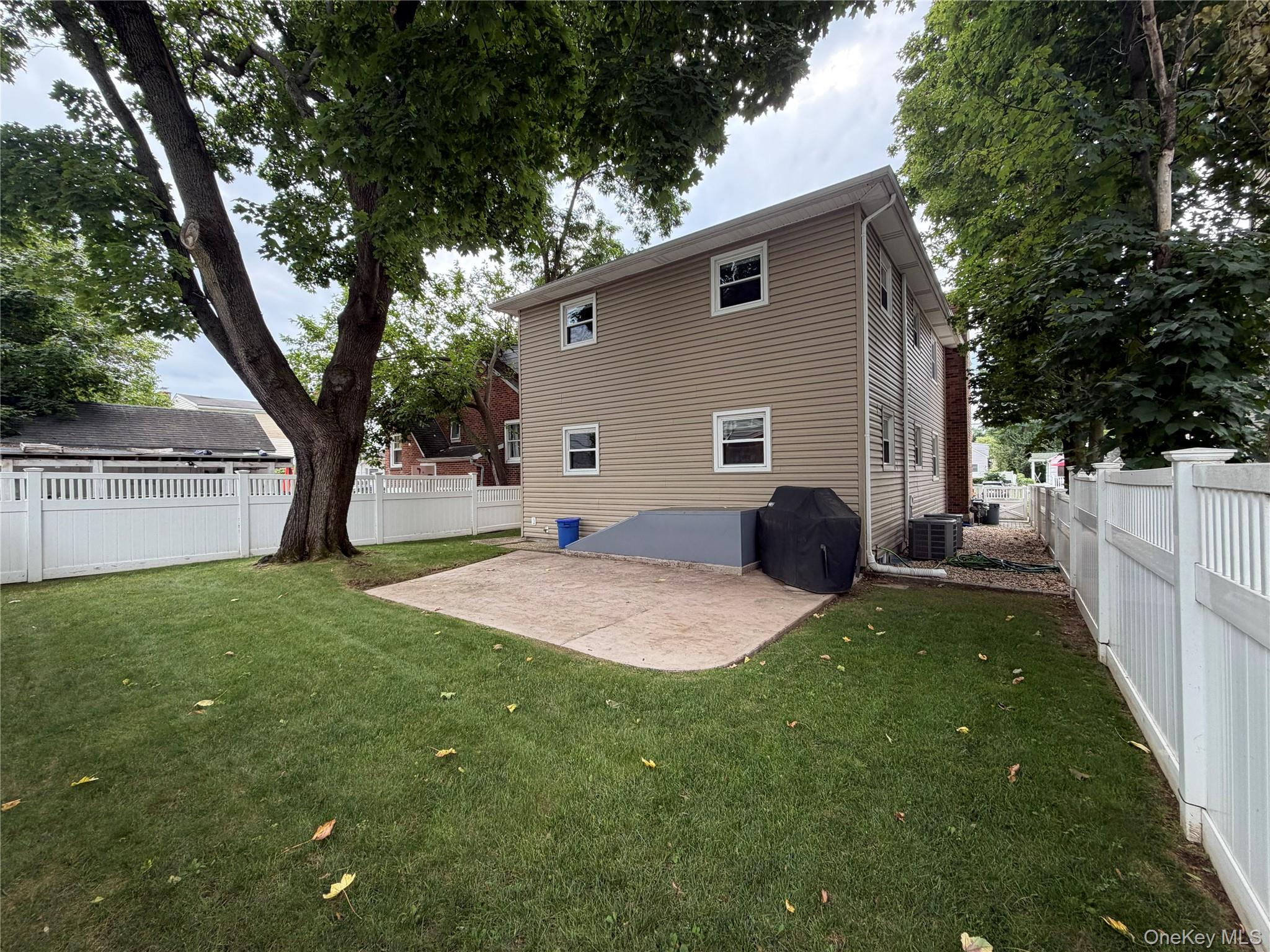 40 Edgewood Road First Floor Unit#1 Property Photo 17