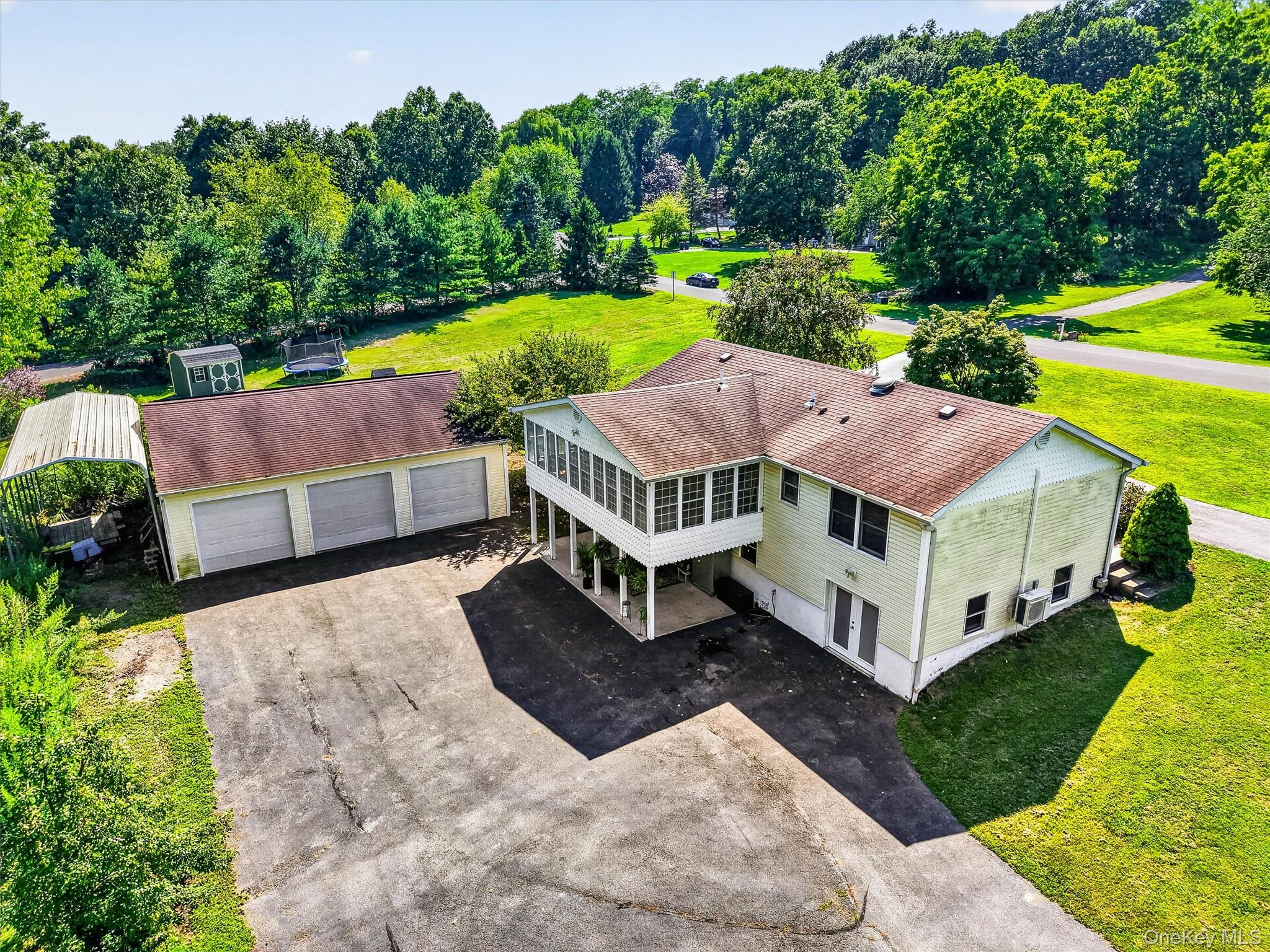 35 Hillside Drive Property Photo 2