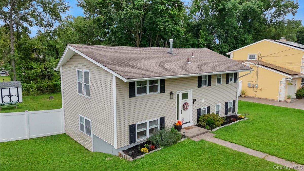 47 Chestnut Oval Property Photo 8