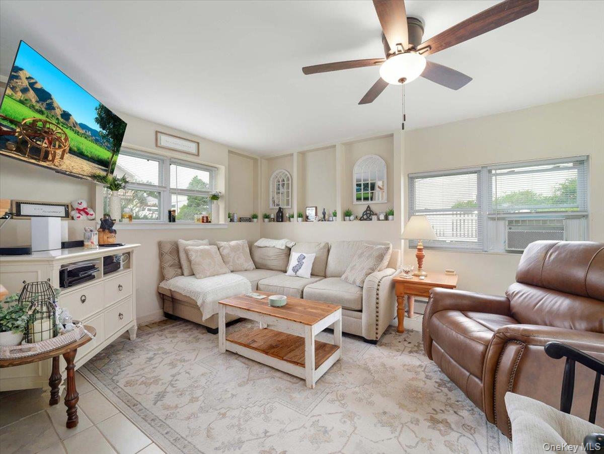47 Chestnut Oval Property Photo 11